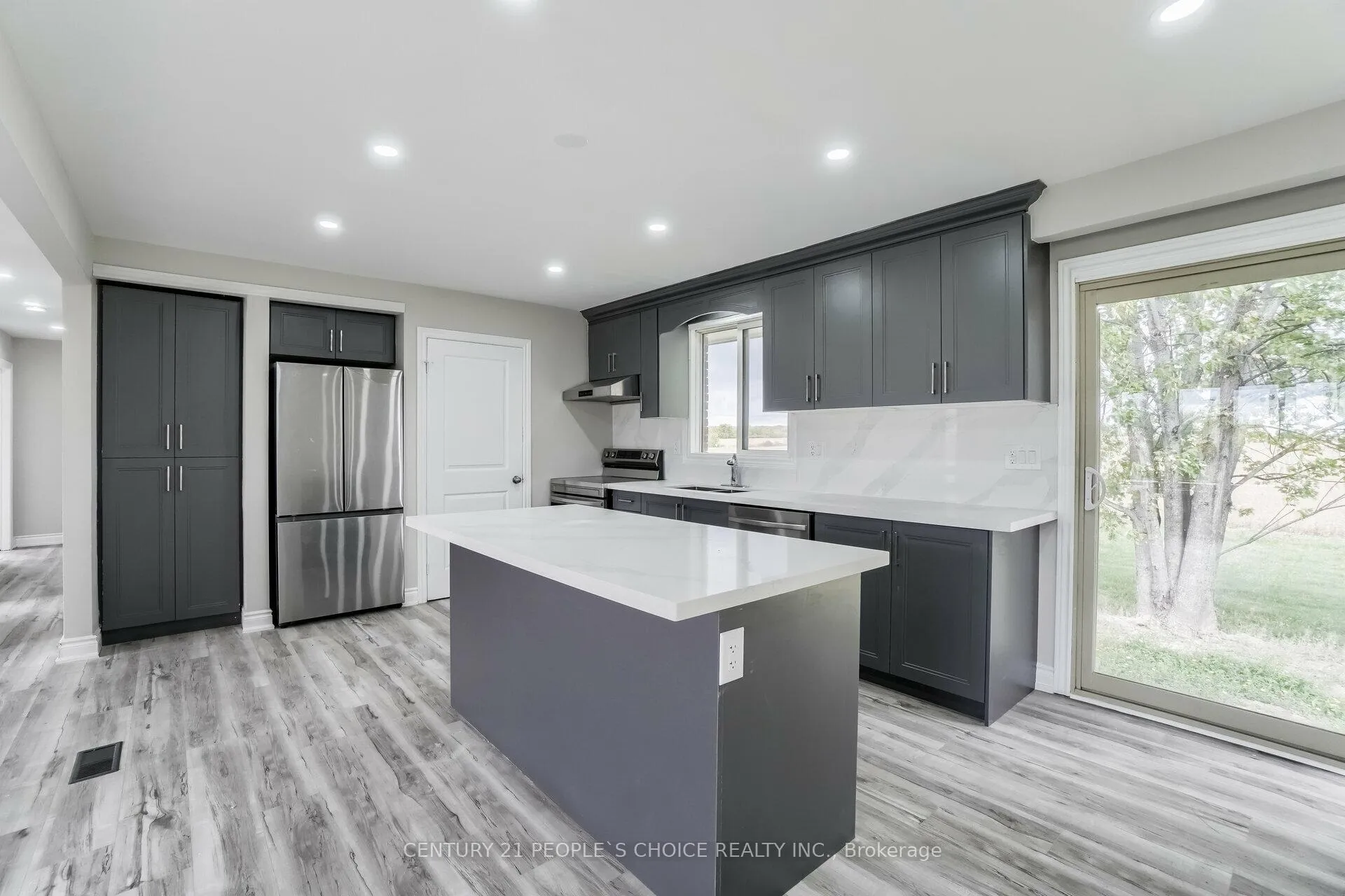 Photo 12 of 643 South Townline Road, Hamilton, Stoney Creek — HOMEH