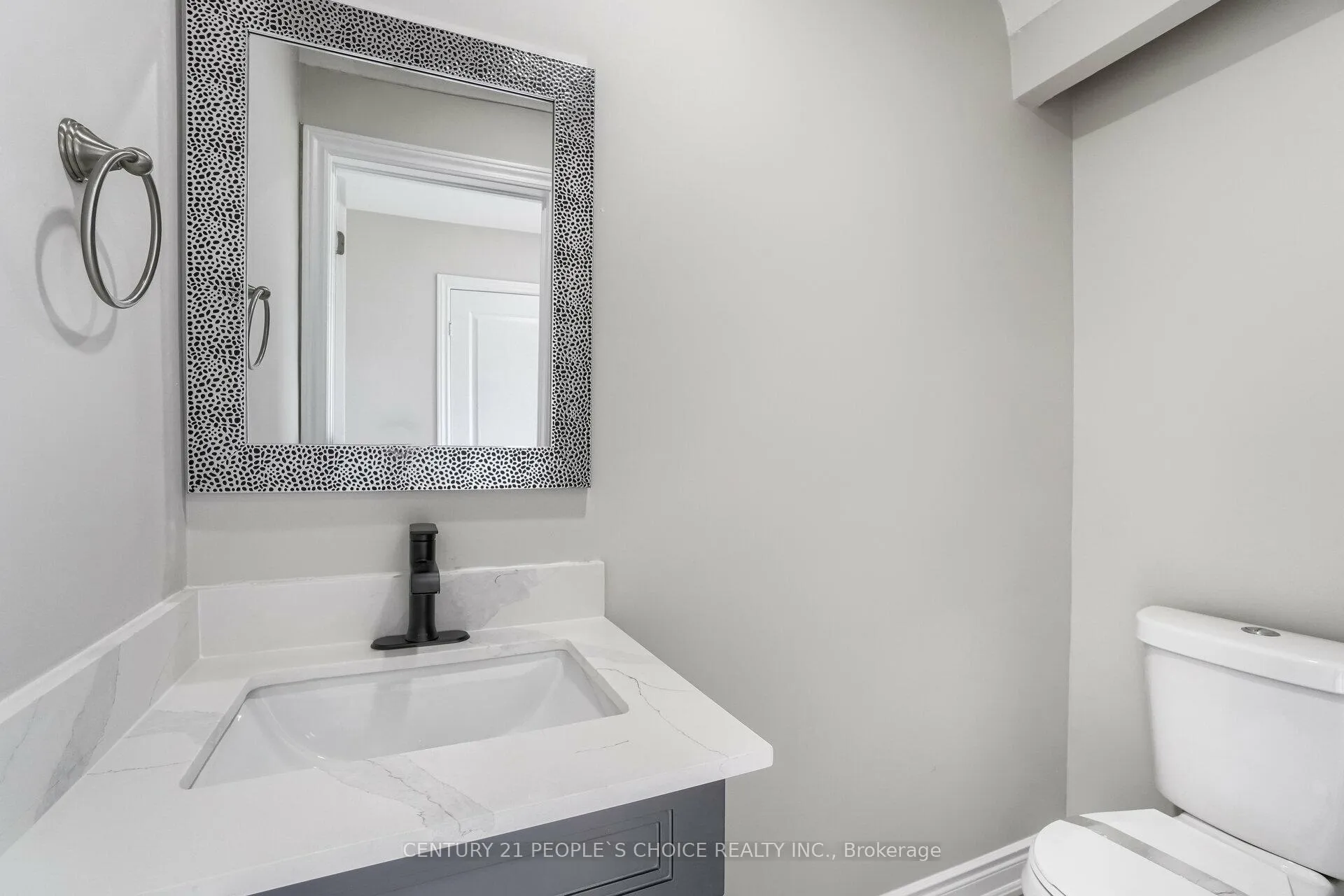 Photo 15 of 643 South Townline Road, Hamilton, Stoney Creek — HOMEH