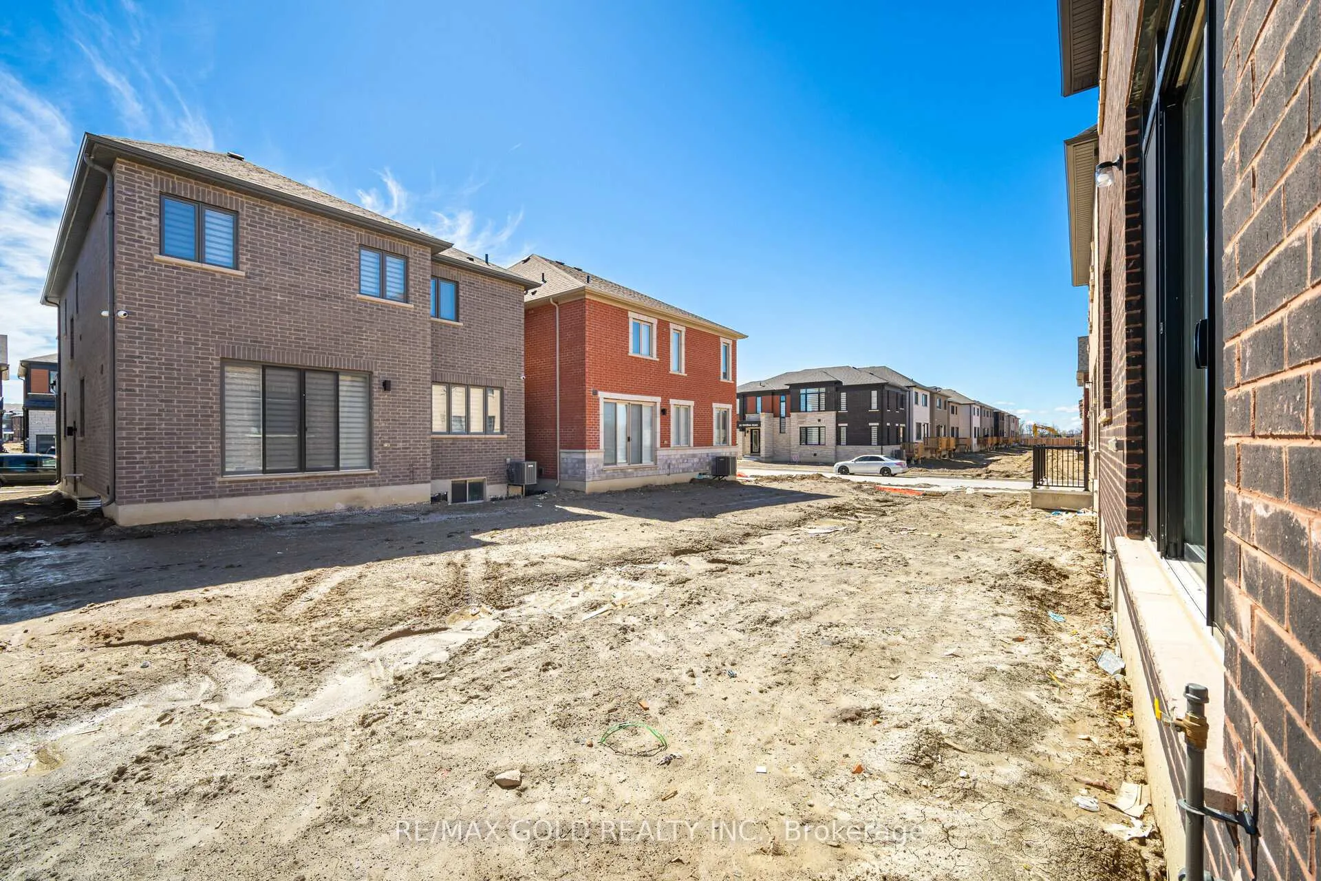 Photo 2 of Unit Bsmnt #2, 27 Lippa Drive, Caledon, Rural Caledon — HOMEH