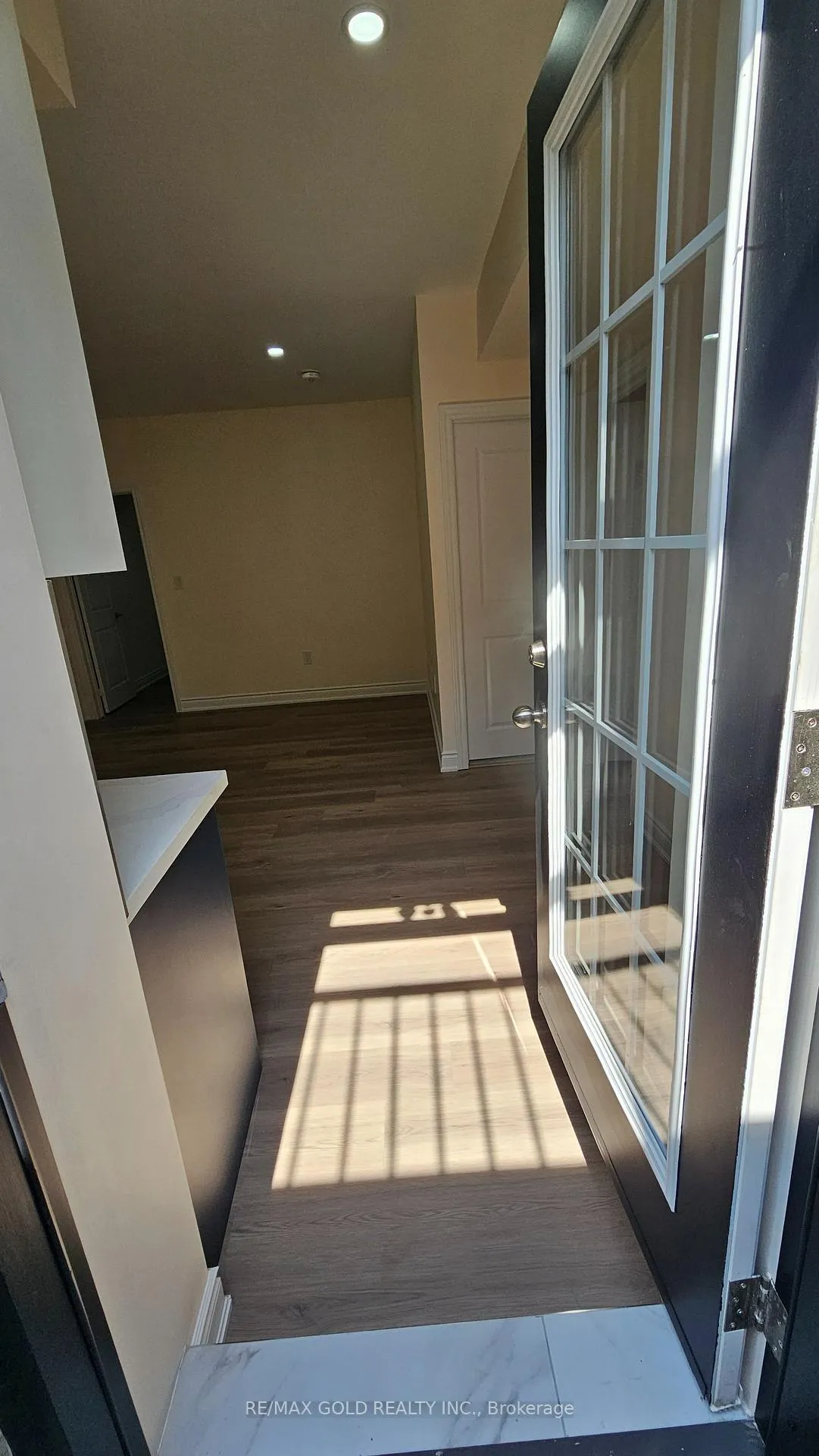 Photo 5 of Unit Bsmnt #2, 27 Lippa Drive, Caledon, Rural Caledon — HOMEH
