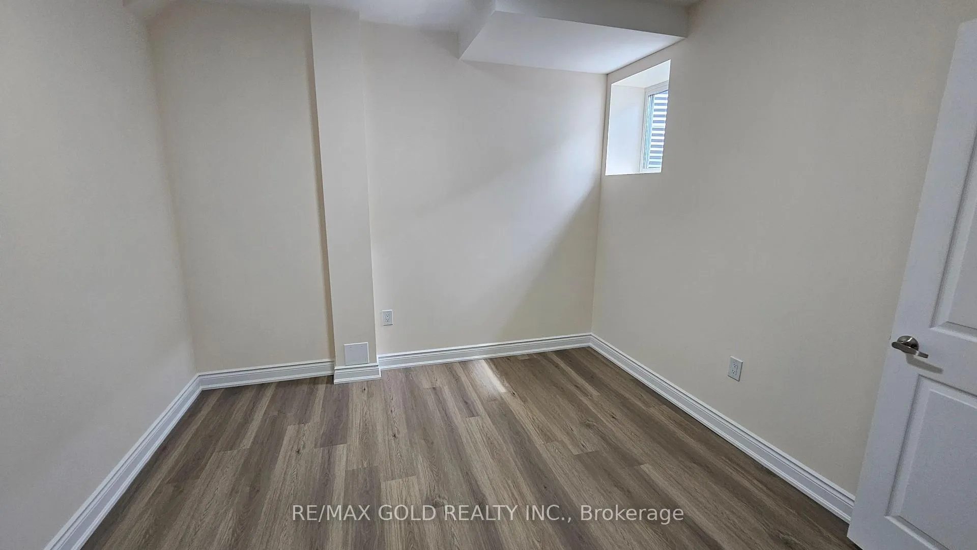 Photo 20 of Unit Bsmnt #2, 27 Lippa Drive, Caledon, Rural Caledon — HOMEH