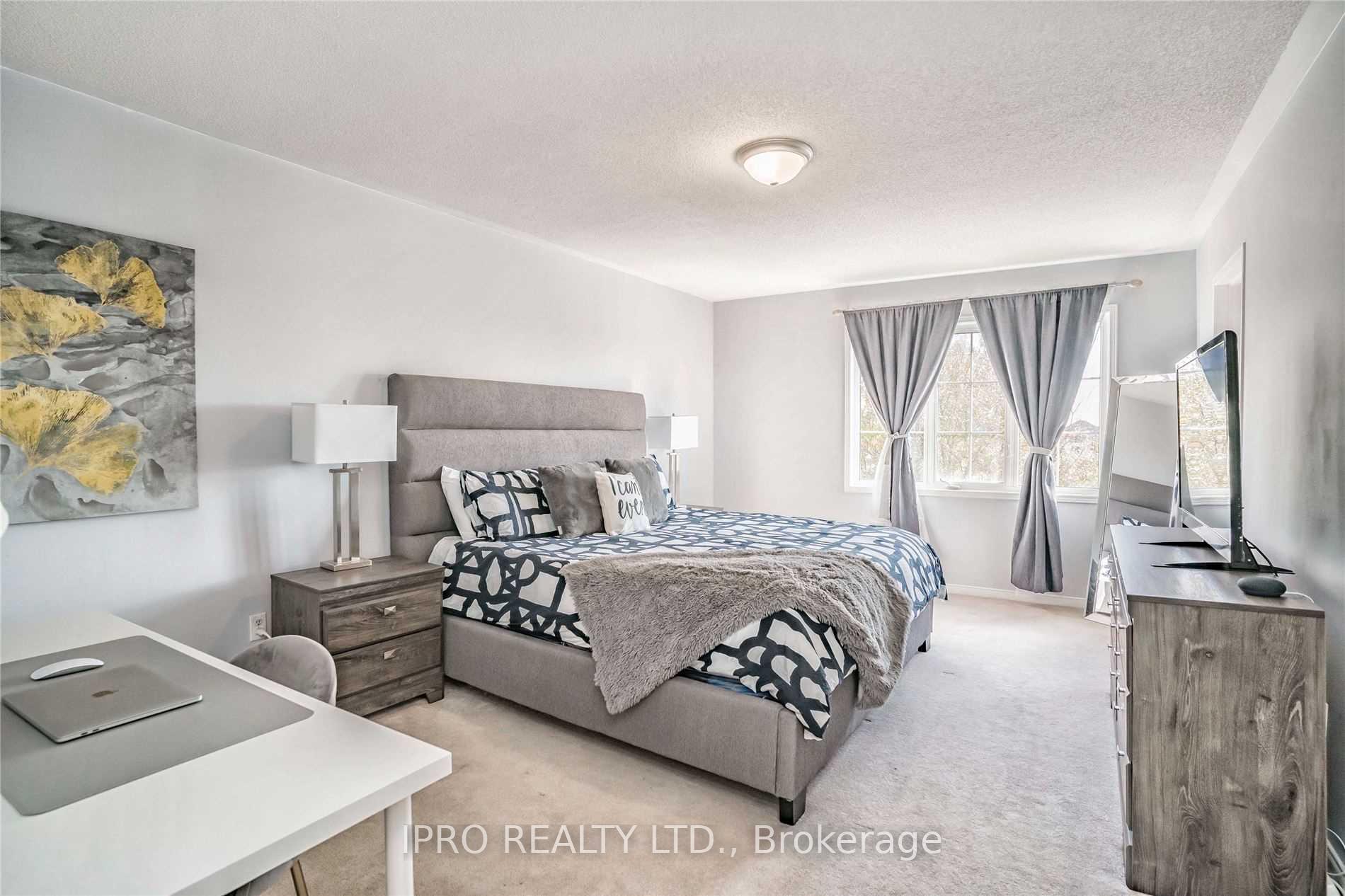 Photo 6 of 48 Rivermere Court, Brampton, Fletcher's Meadow — HOMEH