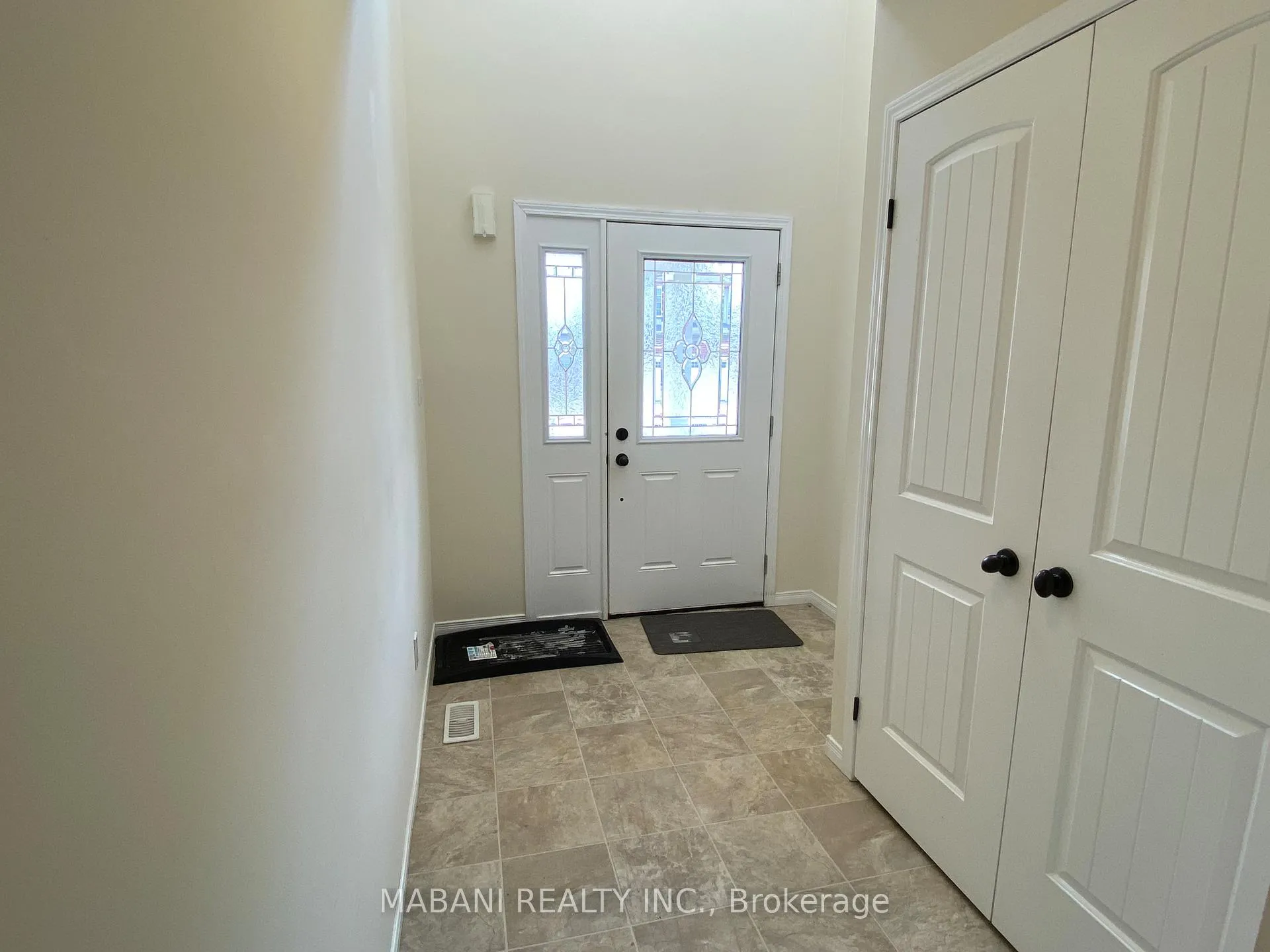 Photo 3 of 6 Sassafras Street, Kitchener, Highland West — HOMEH