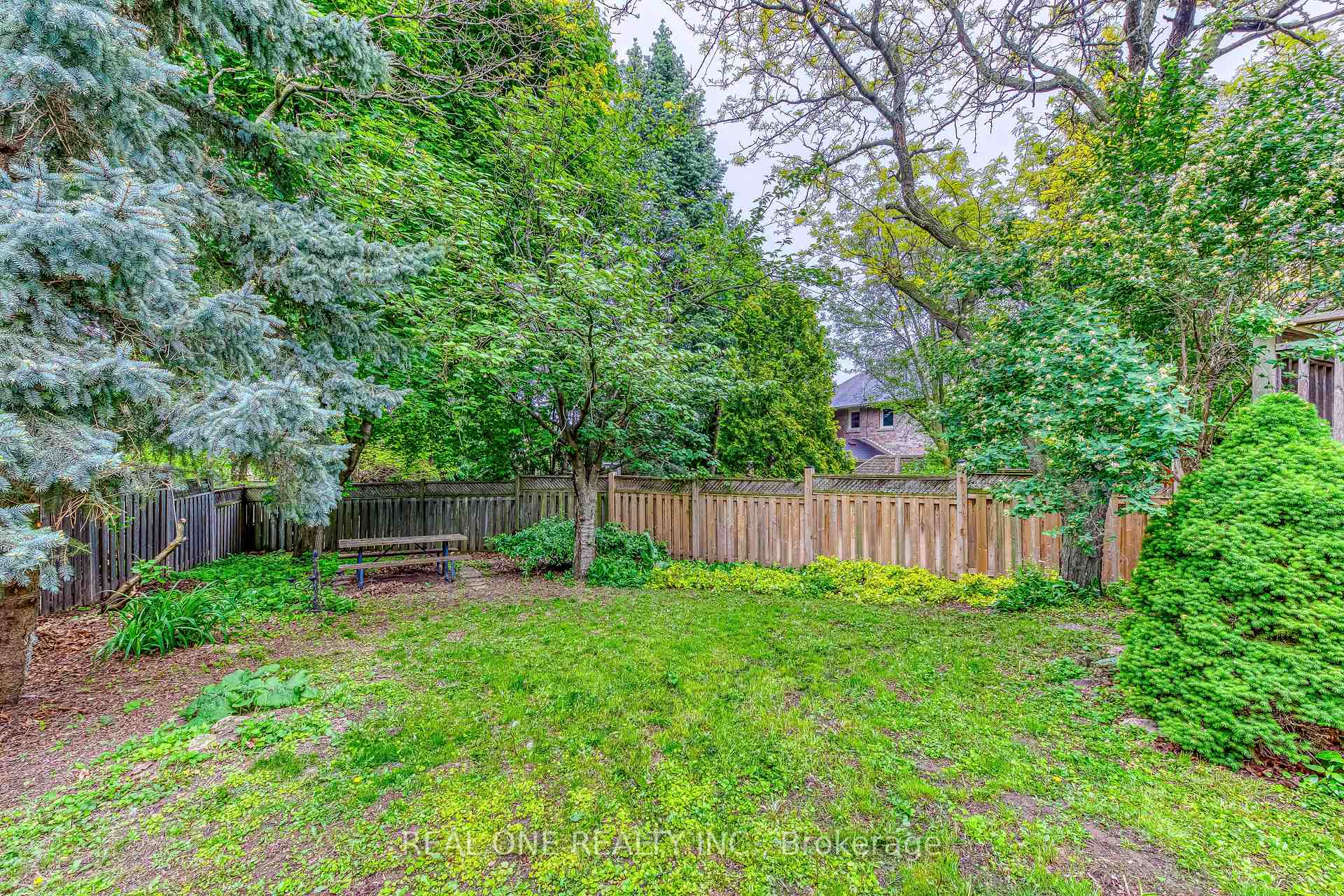 Photo 40 of 1236 Woodview Drive, Oakville, Glen Abbey — HOMEH