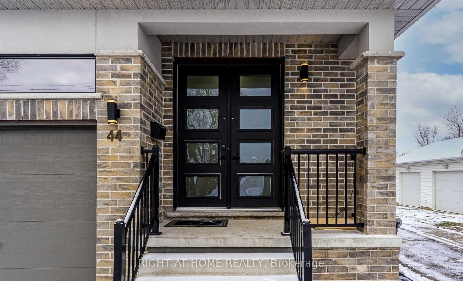 Photo 2 of 44 Franklin Street S, Kitchener, Stanley Park — HOMEH