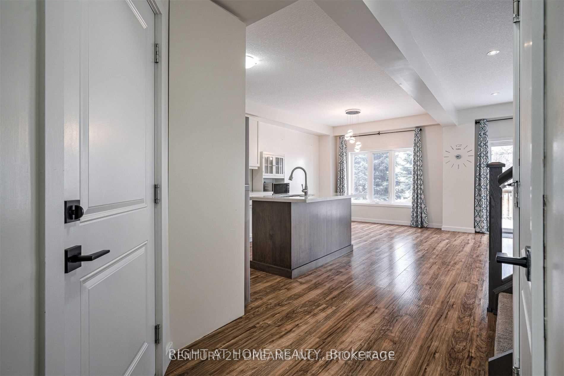 Photo 4 of 44 Franklin Street S, Kitchener, Stanley Park — HOMEH