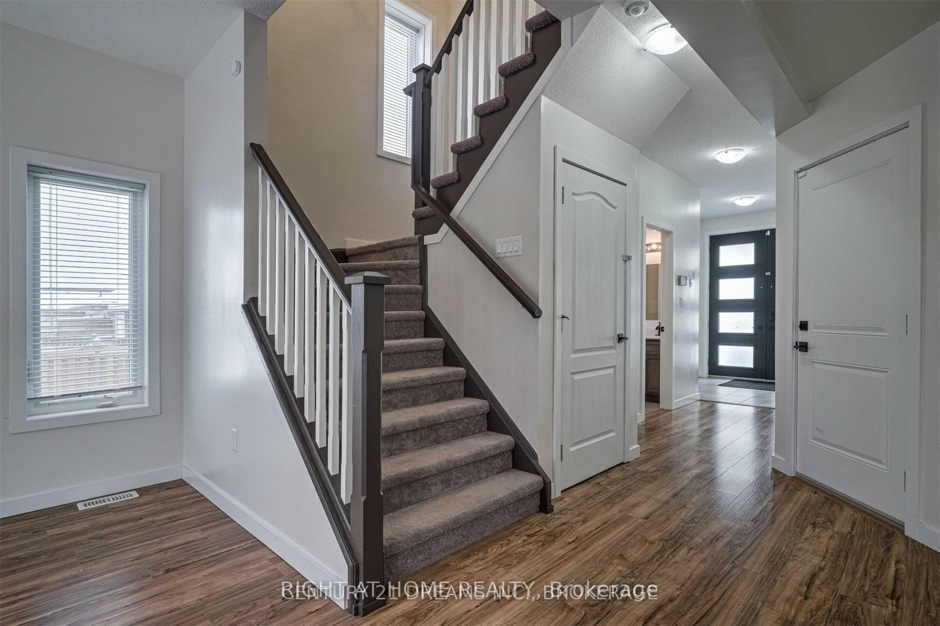 Photo 16 of 44 Franklin Street S, Kitchener, Stanley Park — HOMEH
