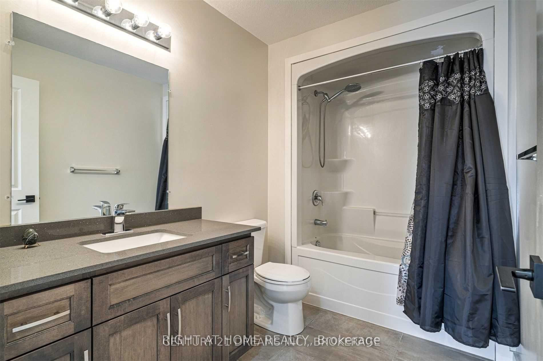 Photo 25 of 44 Franklin Street S, Kitchener, Stanley Park — HOMEH