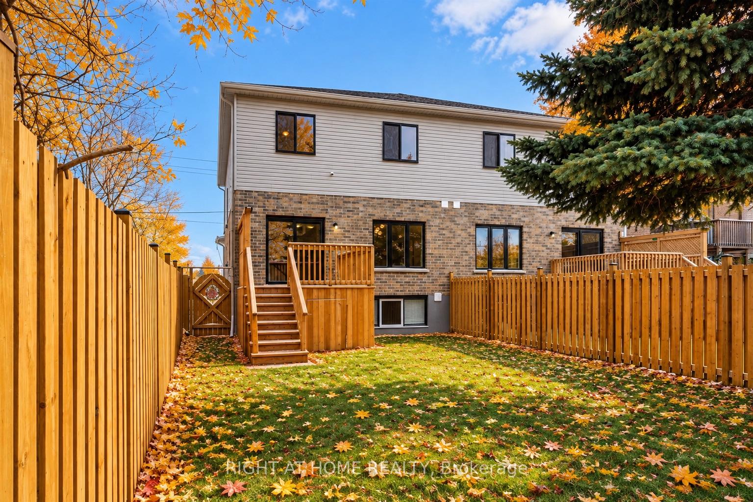 Photo 31 of 44 Franklin Street S, Kitchener, Stanley Park — HOMEH