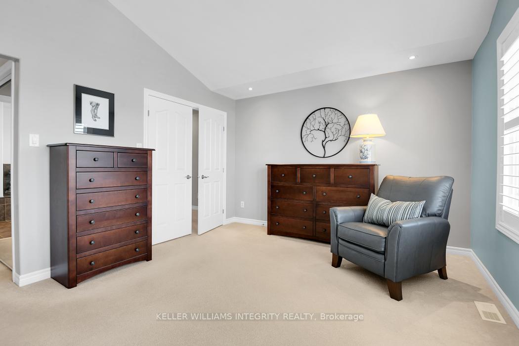 Photo 20 of 711 Vermillion Drive, Ottawa, Riverside South/Gloucester Glen — HOMEH