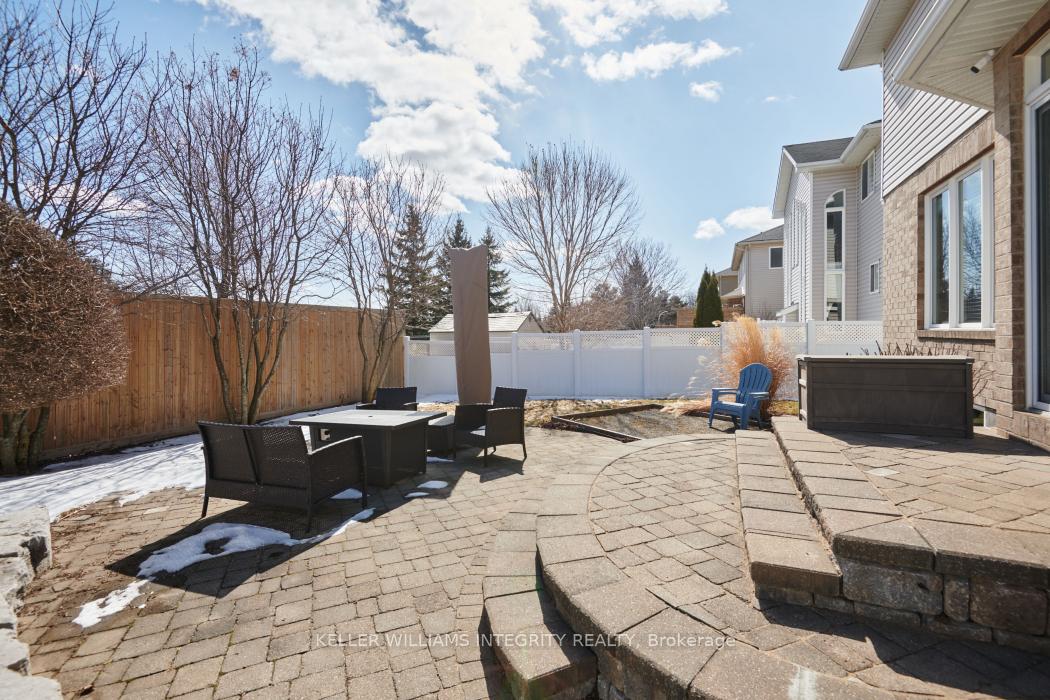 Photo 35 of 711 Vermillion Drive, Ottawa, Riverside South/Gloucester Glen — HOMEH