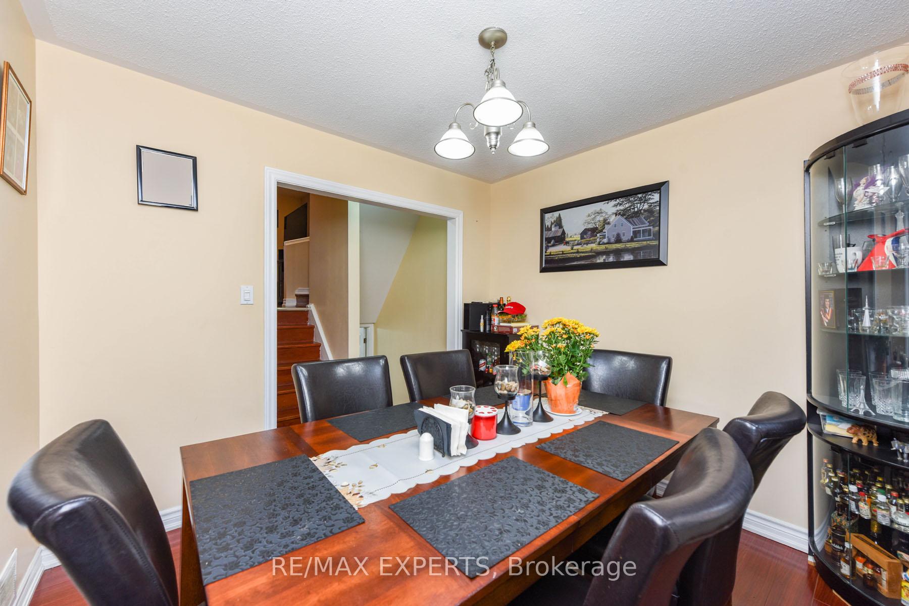 Photo 3 of Unit 24, 9 Kendleton Drive, Etobicoke, Mount Olive-Silverstone-Jamestown — HOMEH