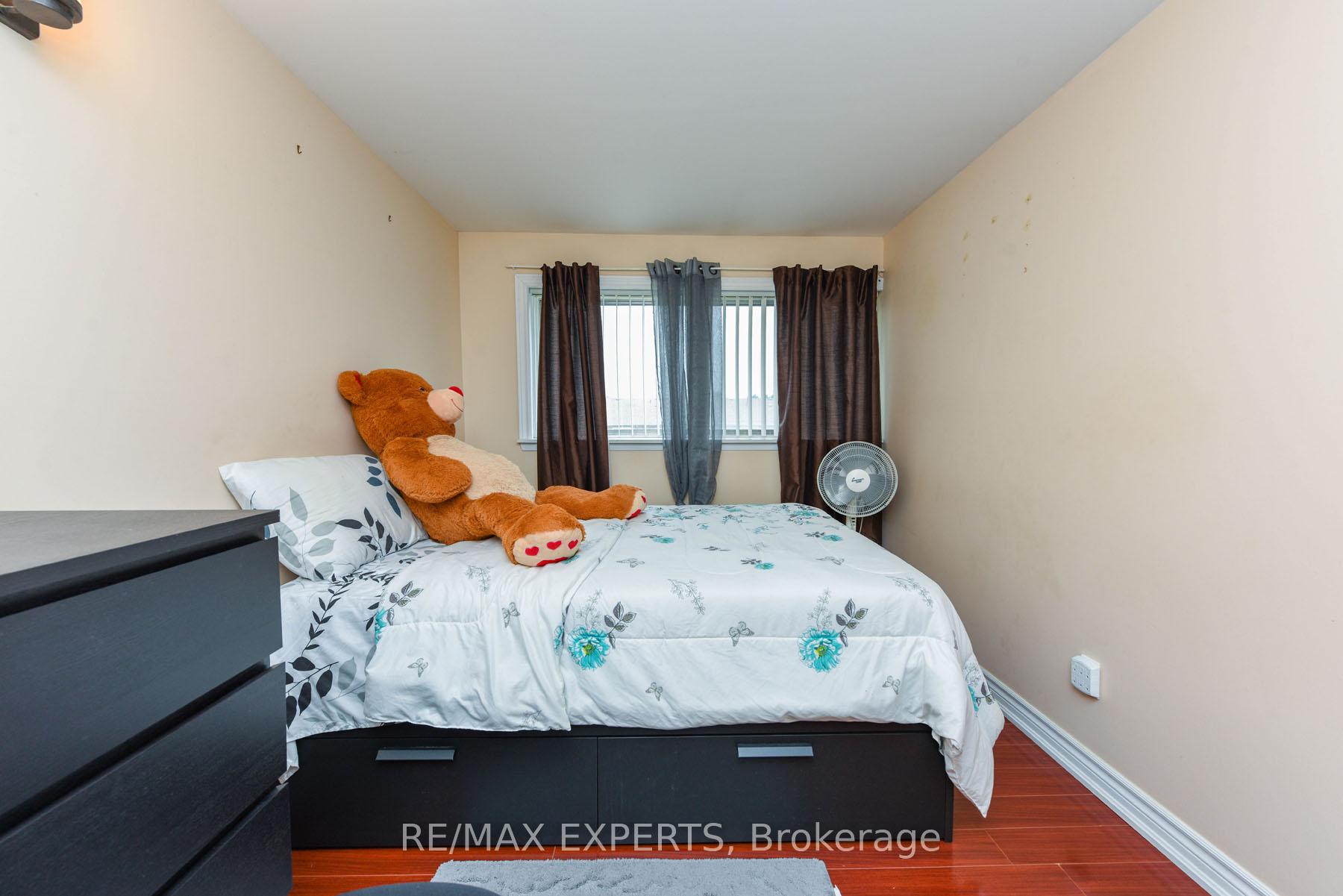 Photo 12 of Unit 24, 9 Kendleton Drive, Etobicoke, Mount Olive-Silverstone-Jamestown — HOMEH