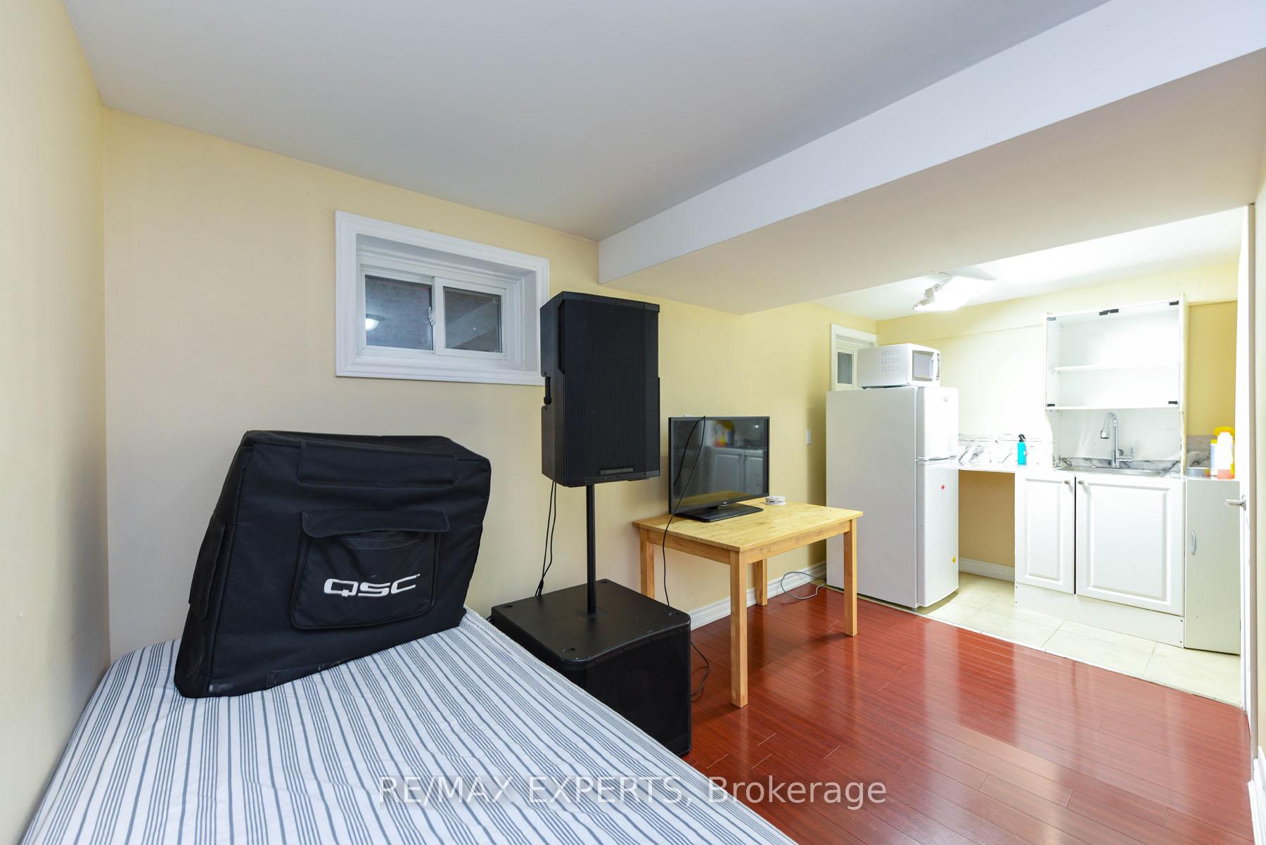 Photo 13 of Unit 24, 9 Kendleton Drive, Etobicoke, Mount Olive-Silverstone-Jamestown — HOMEH