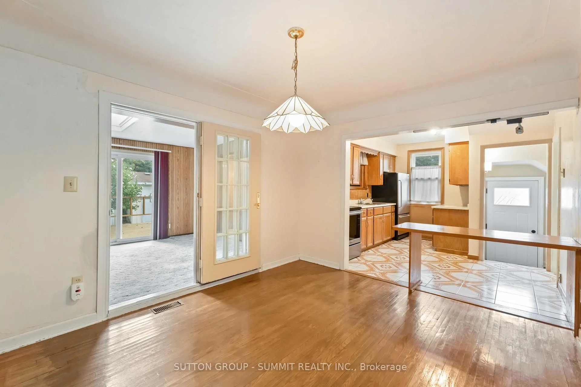 Photo 6 of 115 West 32nd Street, Hamilton, Westcliffe — HOMEH