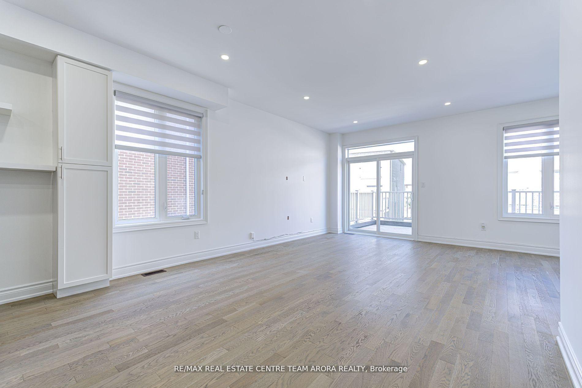Photo 9 of 8585 Financial Drive, Brampton, Bram West — HOMEH