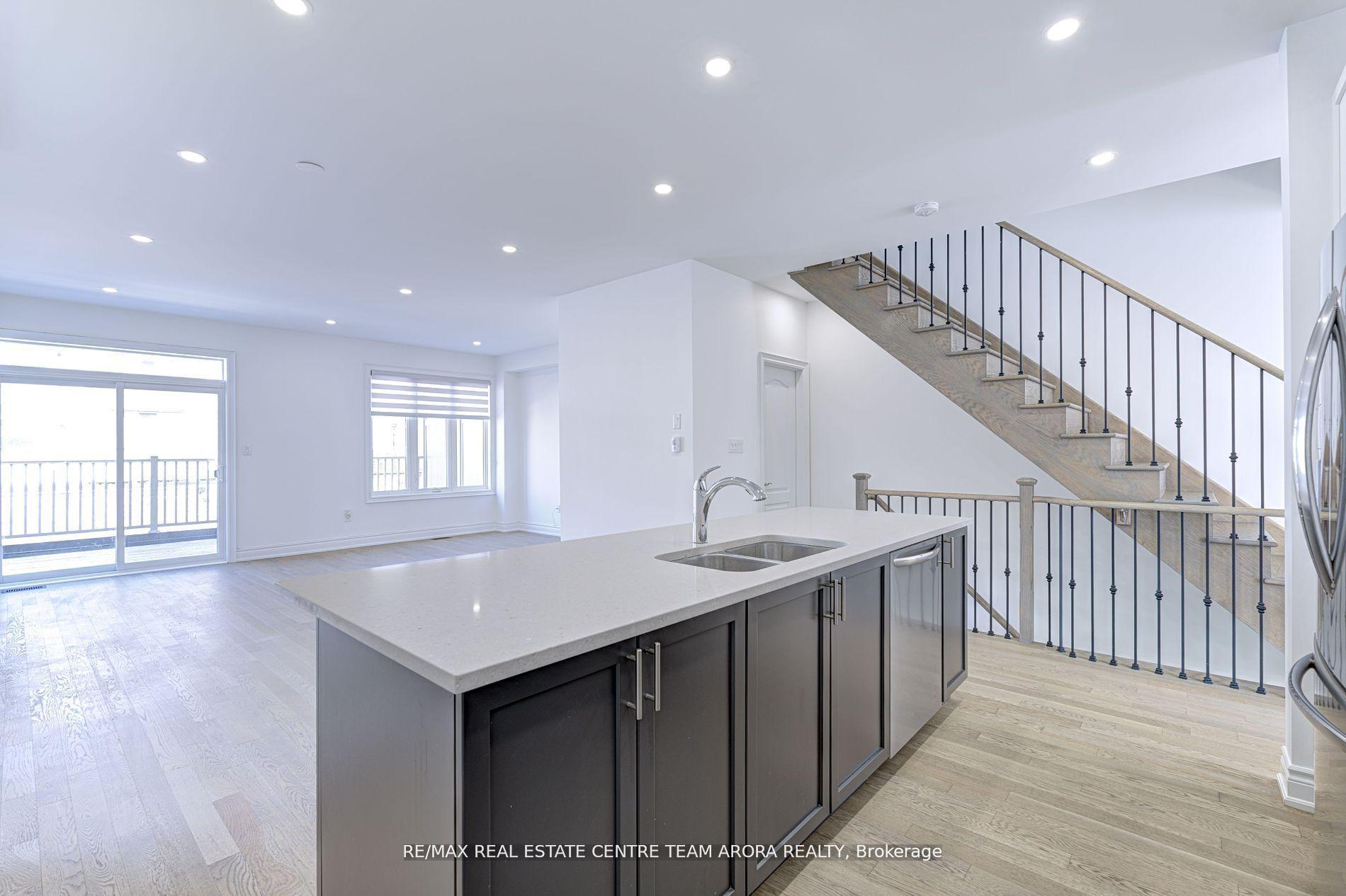 Photo 22 of 8585 Financial Drive, Brampton, Bram West — HOMEH