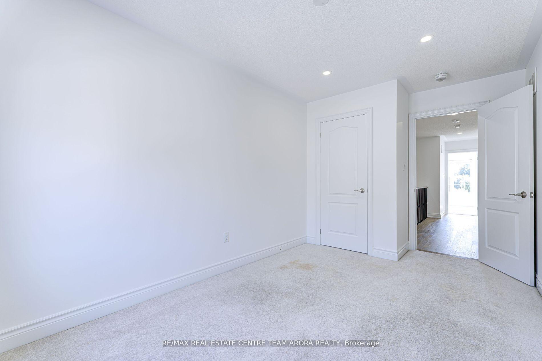 Photo 31 of 8585 Financial Drive, Brampton, Bram West — HOMEH