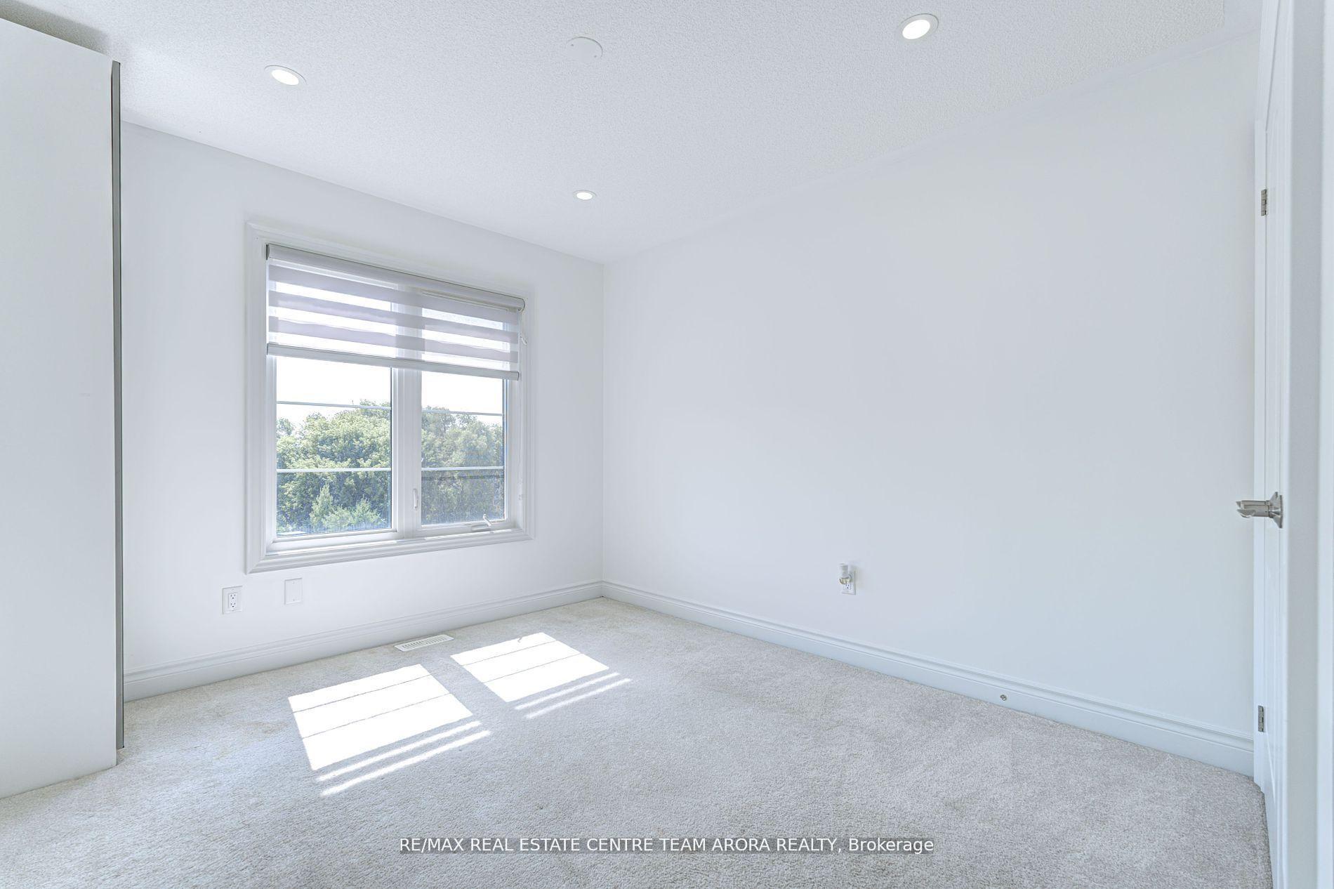 Photo 32 of 8585 Financial Drive, Brampton, Bram West — HOMEH