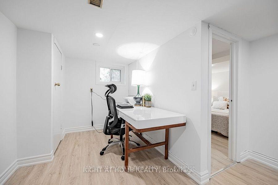 Photo 11 of 4 Struthers Street, Etobicoke, Mimico — HOMEH