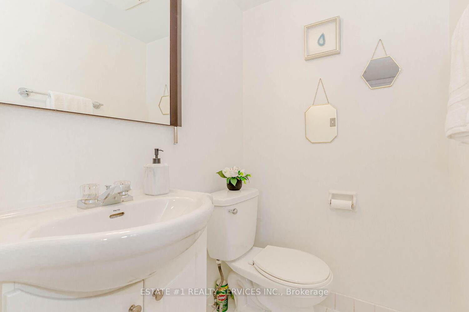 Photo 25 of Unit 802, 3590 Kaneff Crescent, Mississauga, Mississauga Valleys — HOMEH