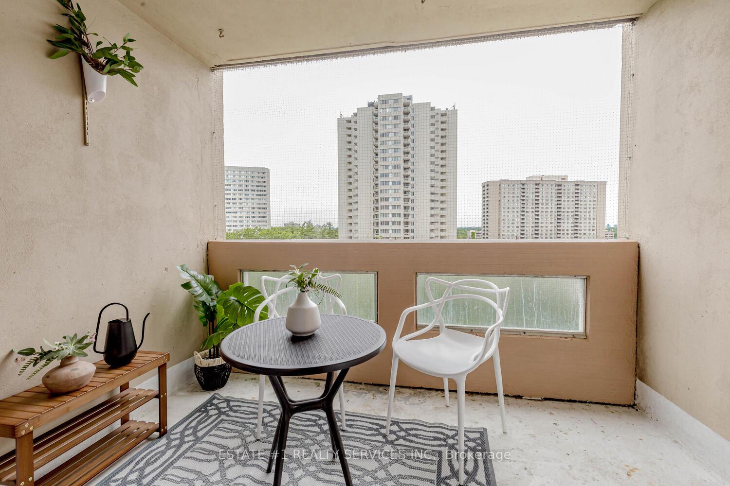 Photo 32 of Unit 802, 3590 Kaneff Crescent, Mississauga, Mississauga Valleys — HOMEH