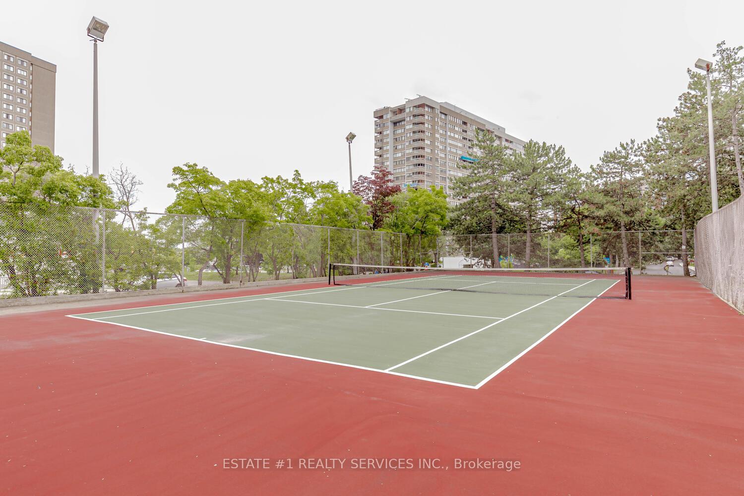 Photo 38 of Unit 802, 3590 Kaneff Crescent, Mississauga, Mississauga Valleys — HOMEH