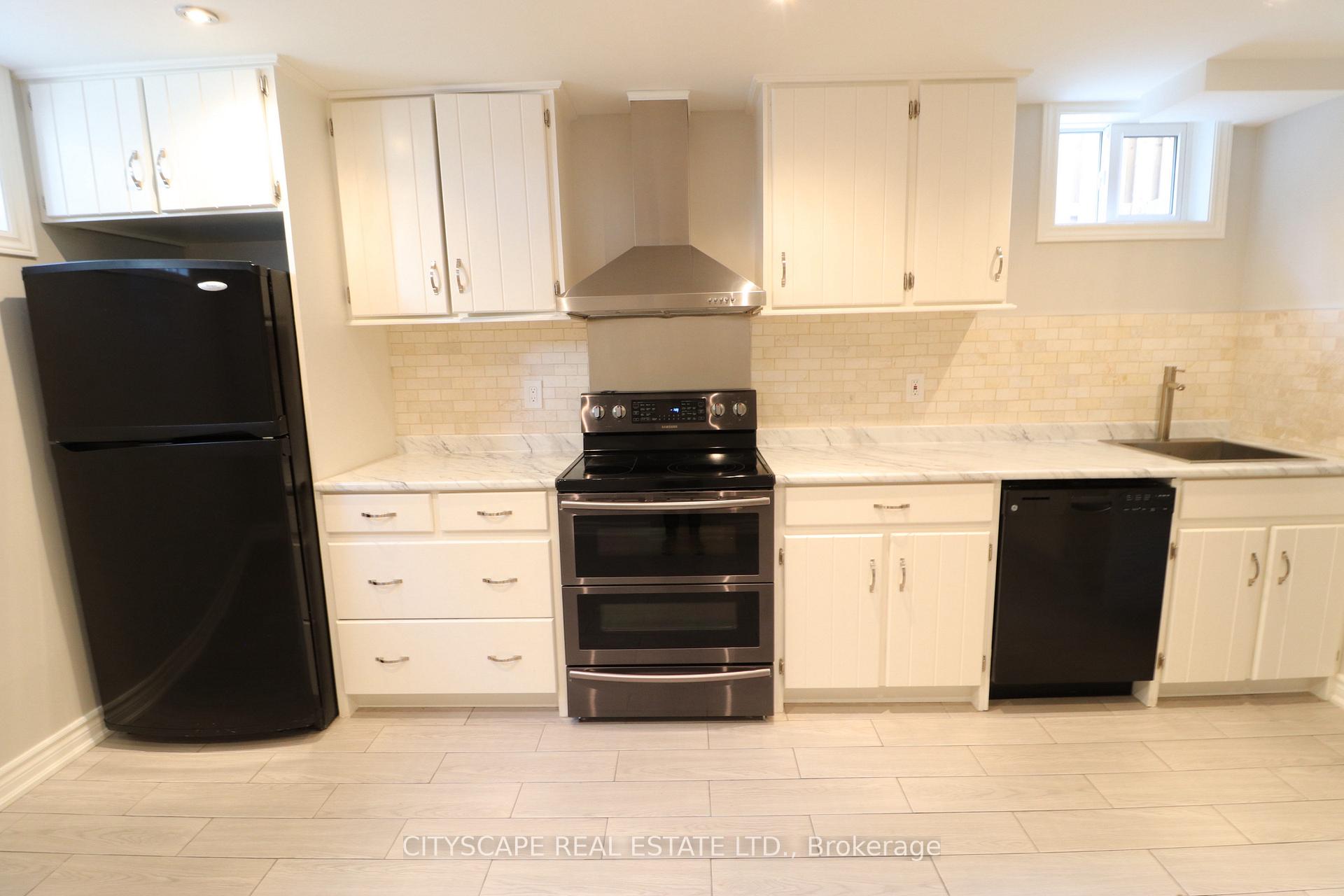 Photo 4 of Unit bsmt, 2158 Truscott Drive, Mississauga, Southdown — HOMEH