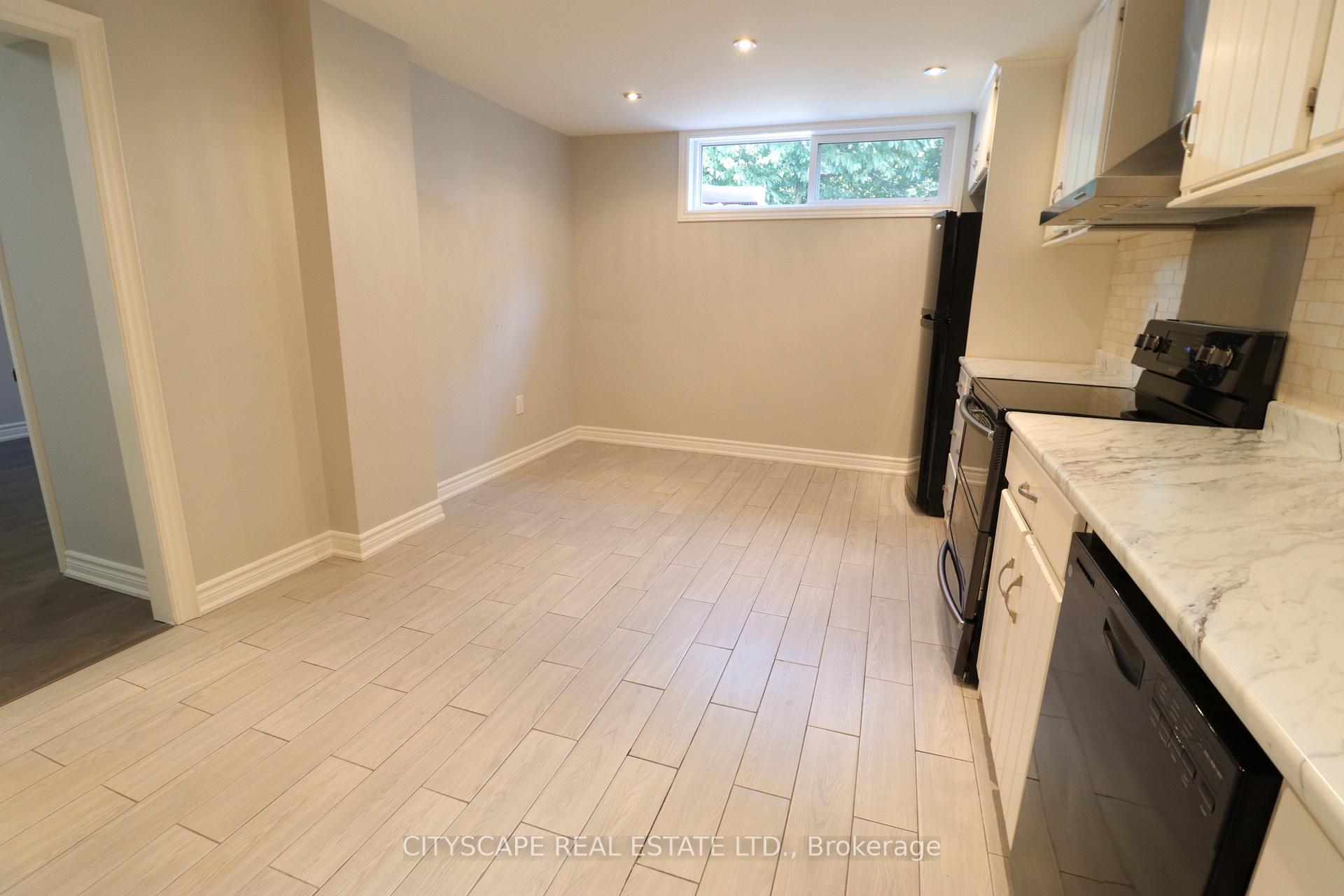 Photo 5 of Unit bsmt, 2158 Truscott Drive, Mississauga, Southdown — HOMEH