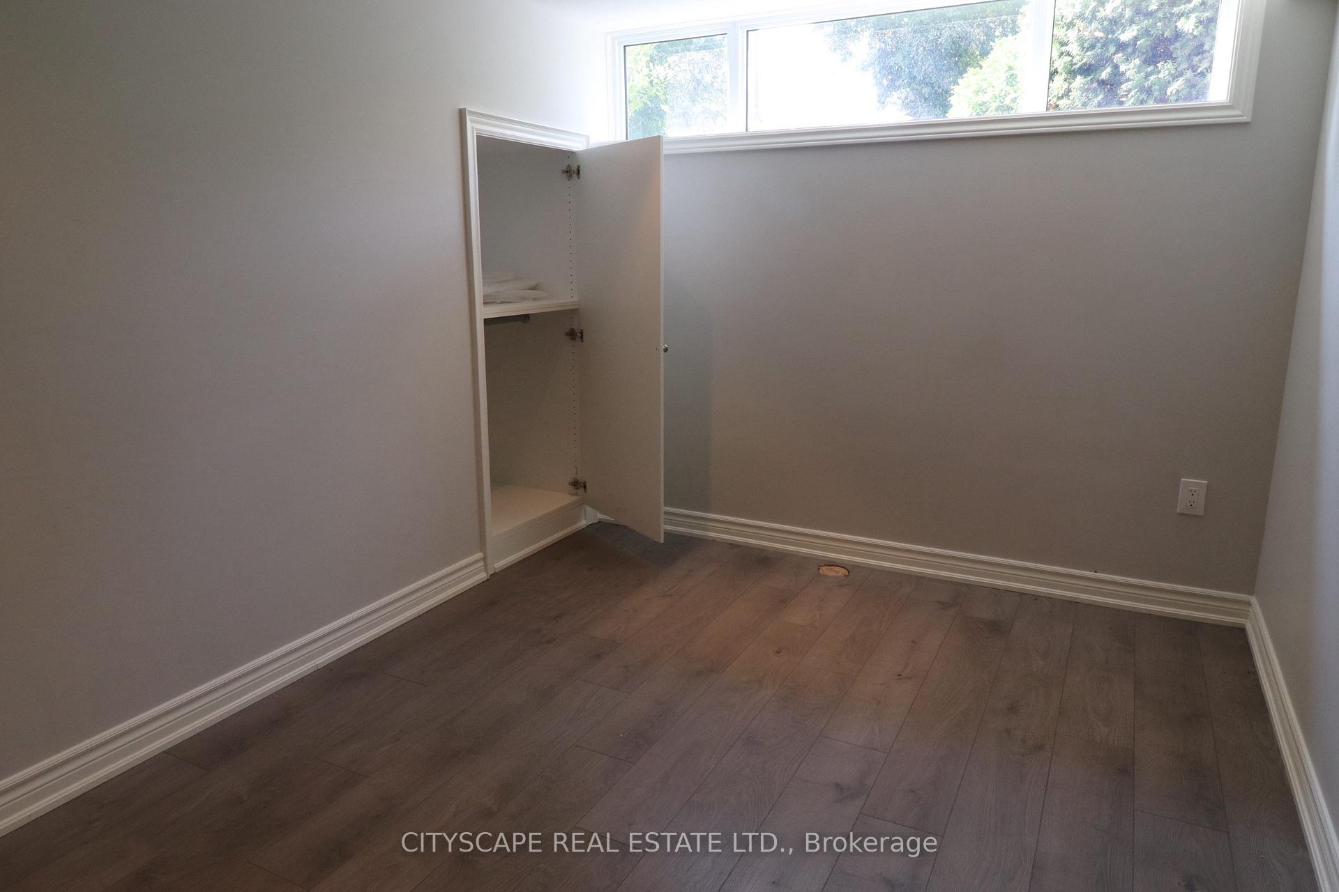 Photo 17 of Unit bsmt, 2158 Truscott Drive, Mississauga, Southdown — HOMEH