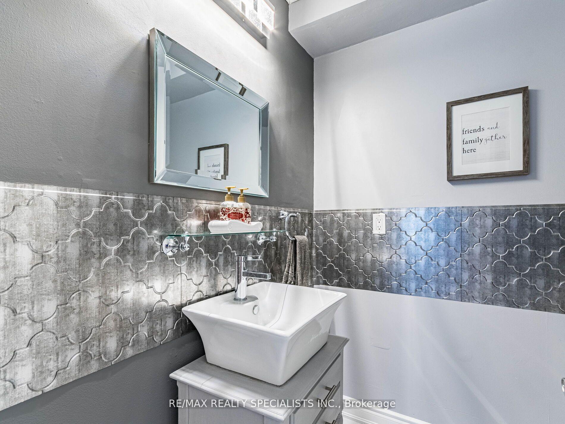 Photo 16 of 87 Porchlight Road, Brampton, Fletcher's Creek Village — HOMEH