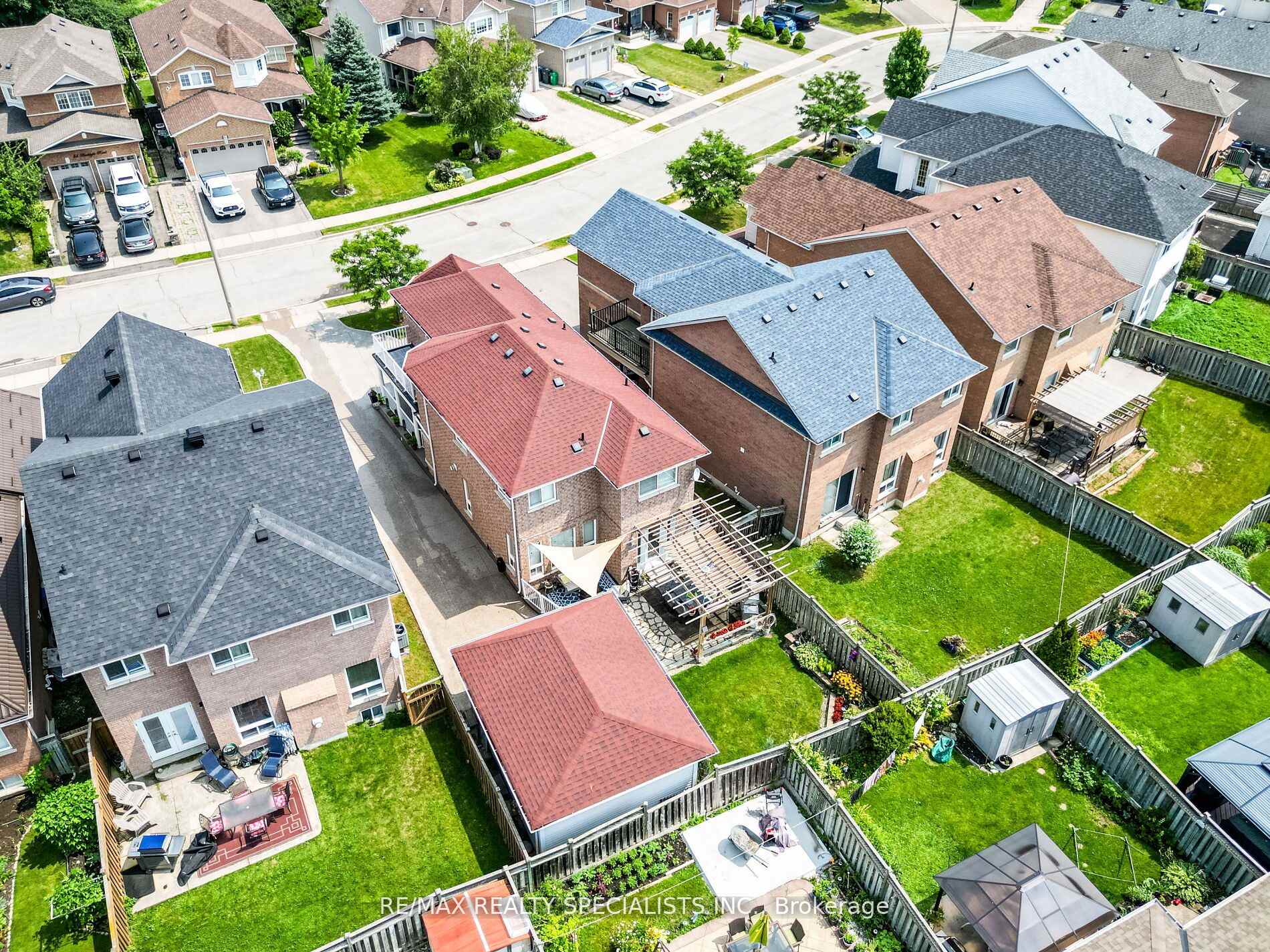 Photo 38 of 87 Porchlight Road, Brampton, Fletcher's Creek Village — HOMEH