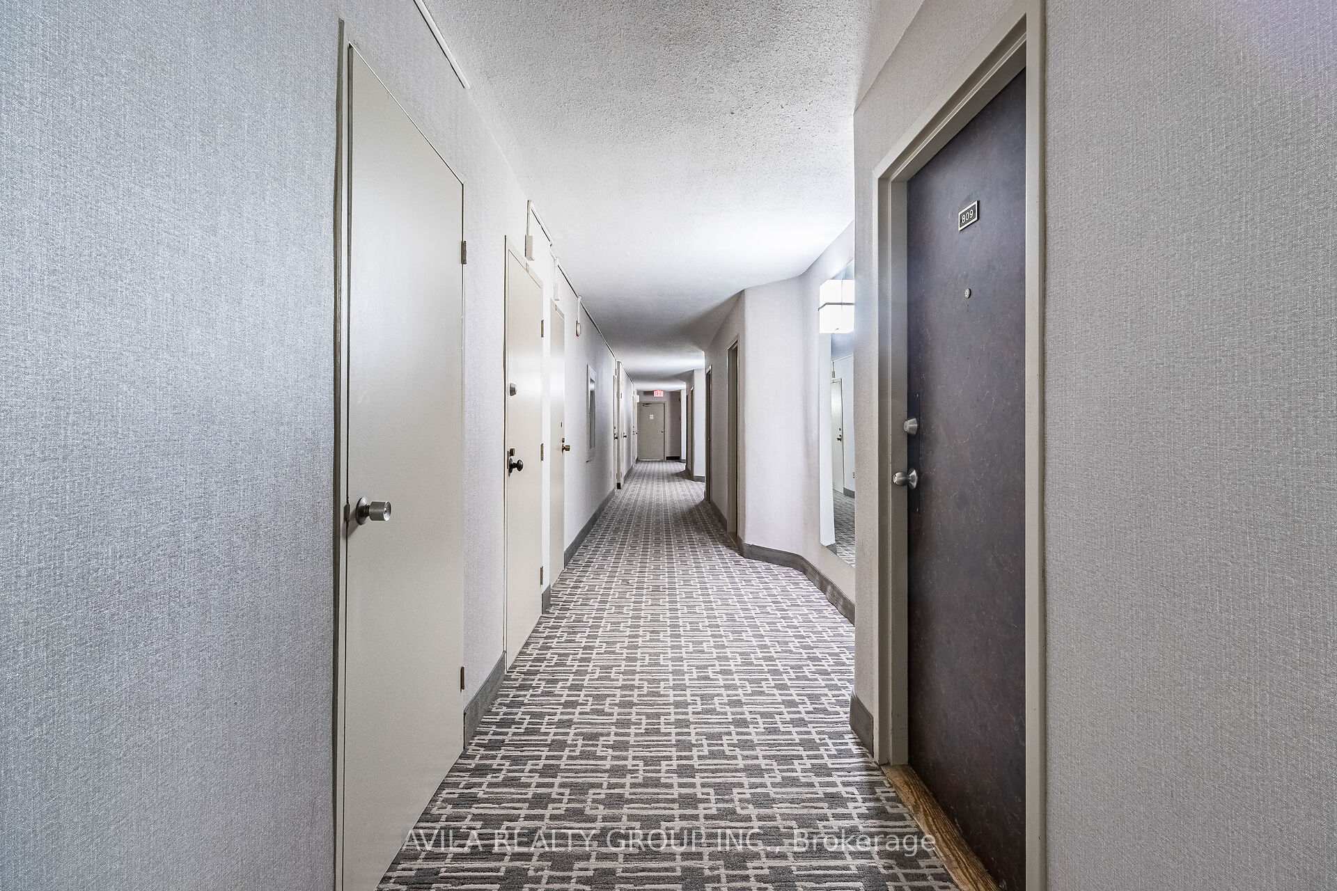Photo 3 of Unit 815, 11 Wincott Drive, Etobicoke, Kingsview Village-The Westway — HOMEH