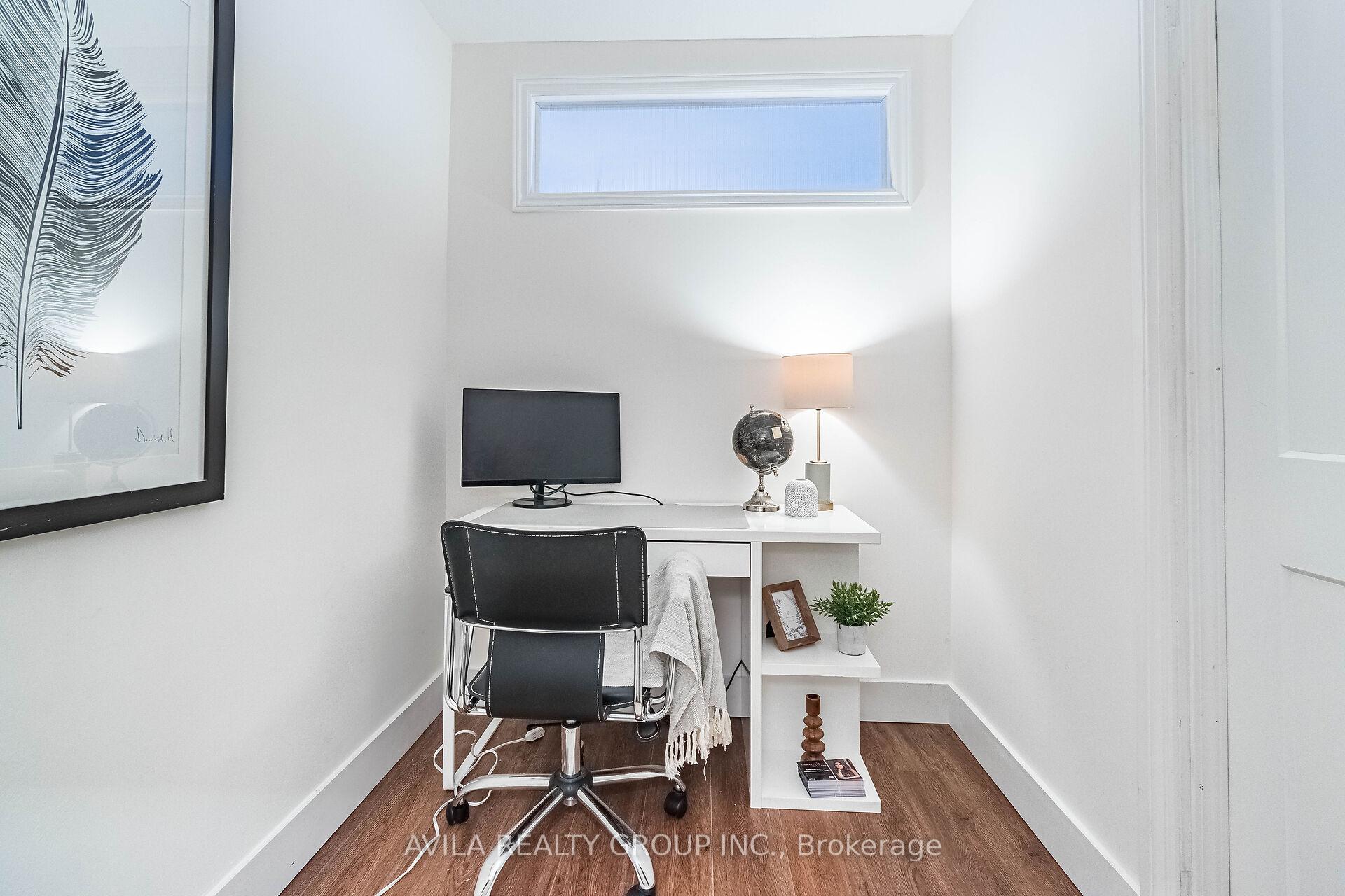 Photo 15 of Unit 815, 11 Wincott Drive, Etobicoke, Kingsview Village-The Westway — HOMEH