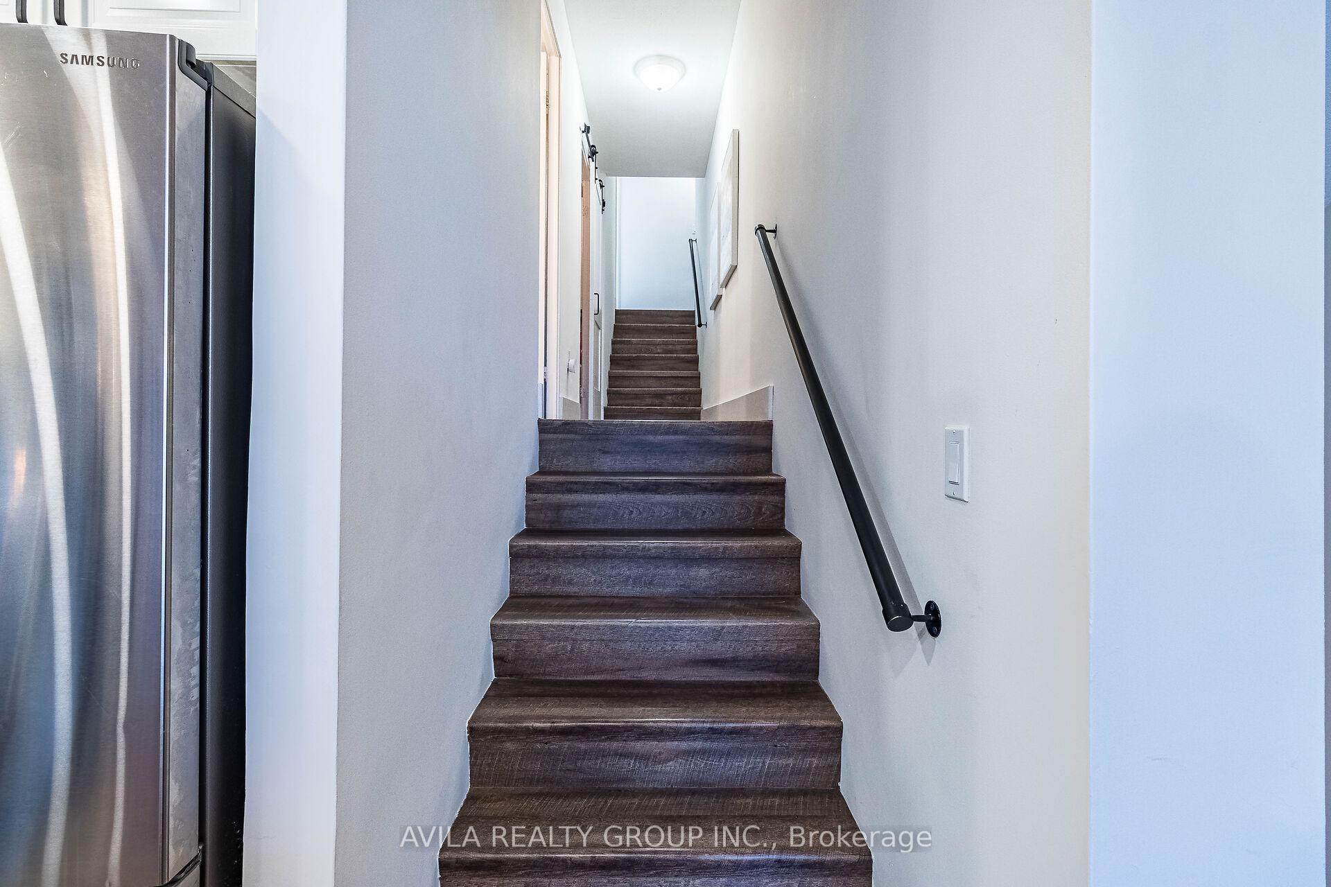 Photo 21 of Unit 815, 11 Wincott Drive, Etobicoke, Kingsview Village-The Westway — HOMEH