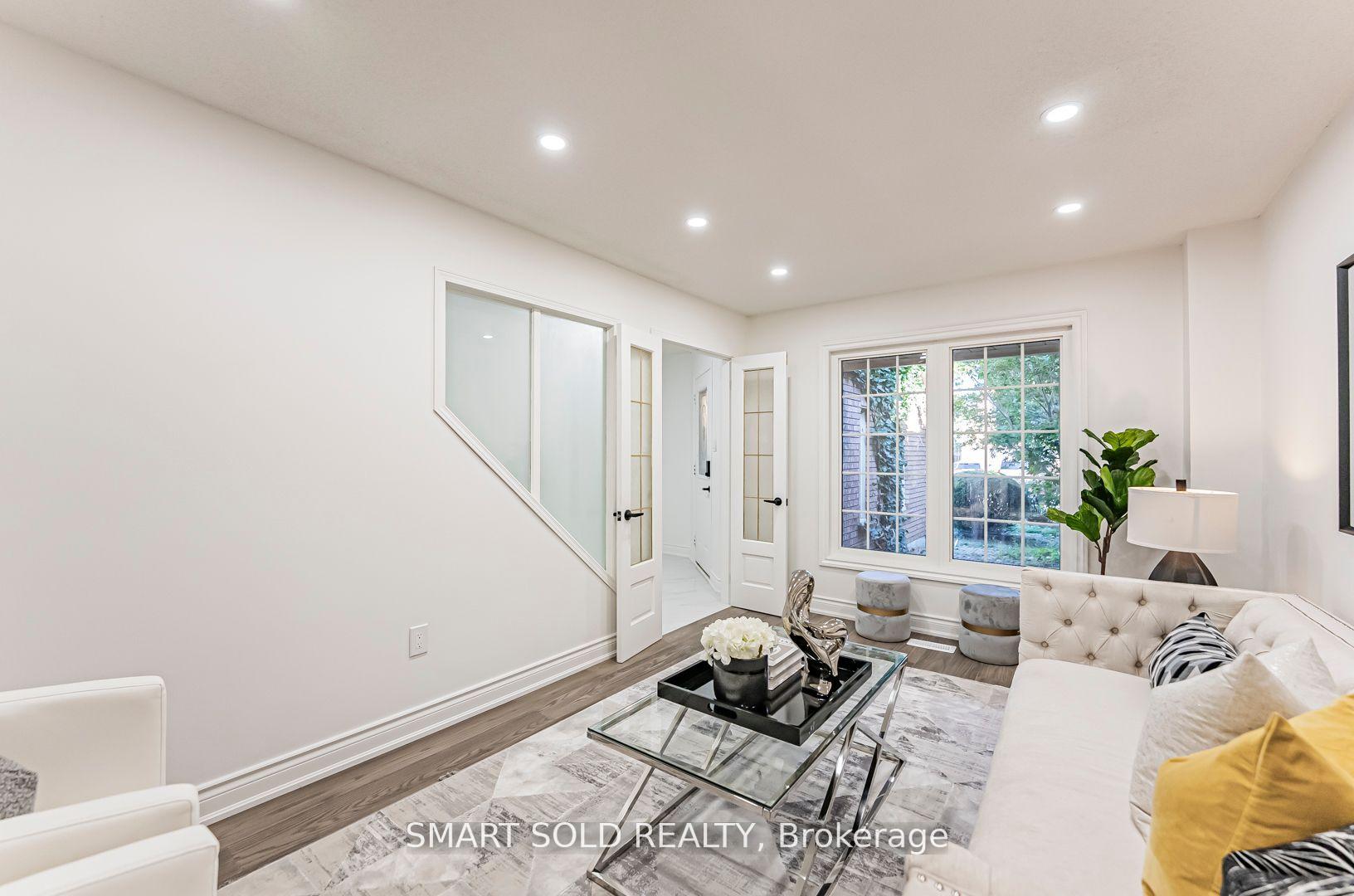 Photo 6 of 6516 Warbler Lane, Mississauga, Lisgar — HOMEH
