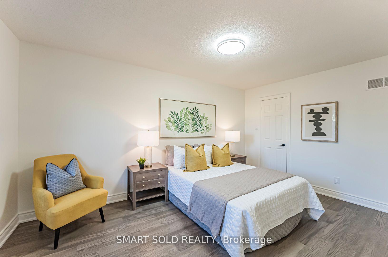 Photo 25 of 6516 Warbler Lane, Mississauga, Lisgar — HOMEH