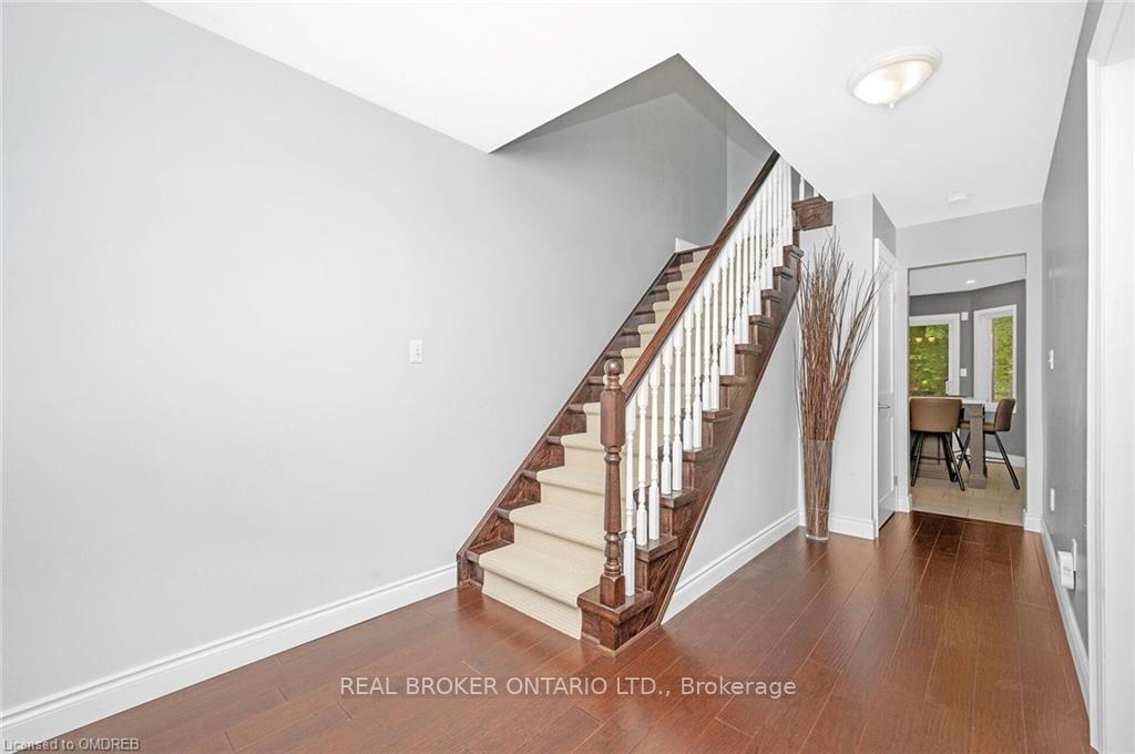 Photo 13 of 4184 Bianca Forest Drive, Burlington, Tansley — HOMEH