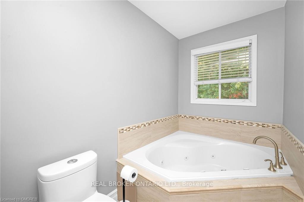 Photo 17 of 4184 Bianca Forest Drive, Burlington, Tansley — HOMEH