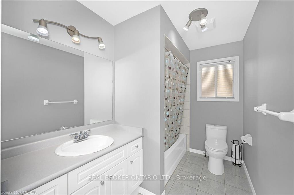 Photo 21 of 4184 Bianca Forest Drive, Burlington, Tansley — HOMEH