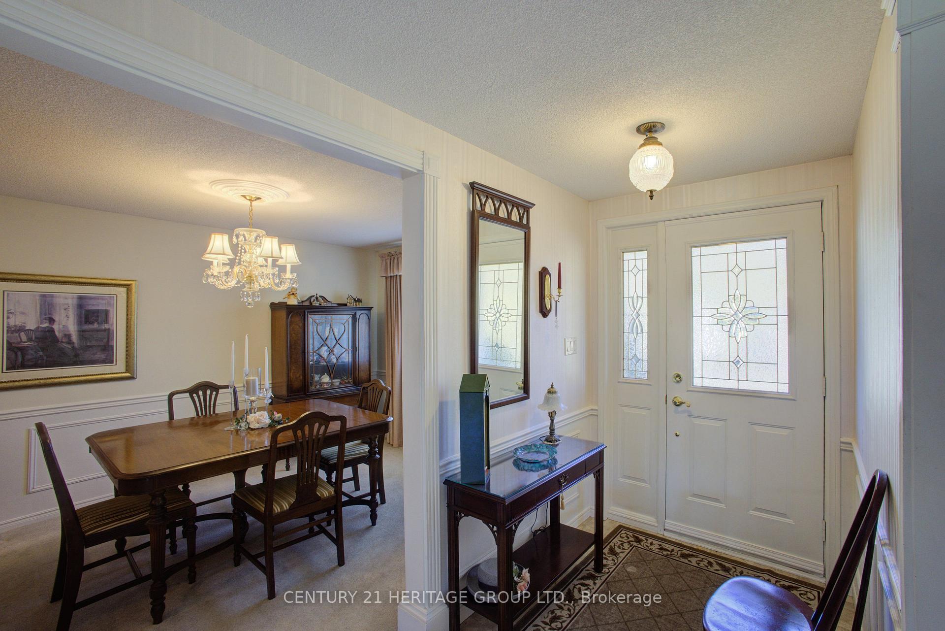Photo 4 of 60 Tecumseth Pines Drive, New Tecumseth, Rural New Tecumseth — HOMEH
