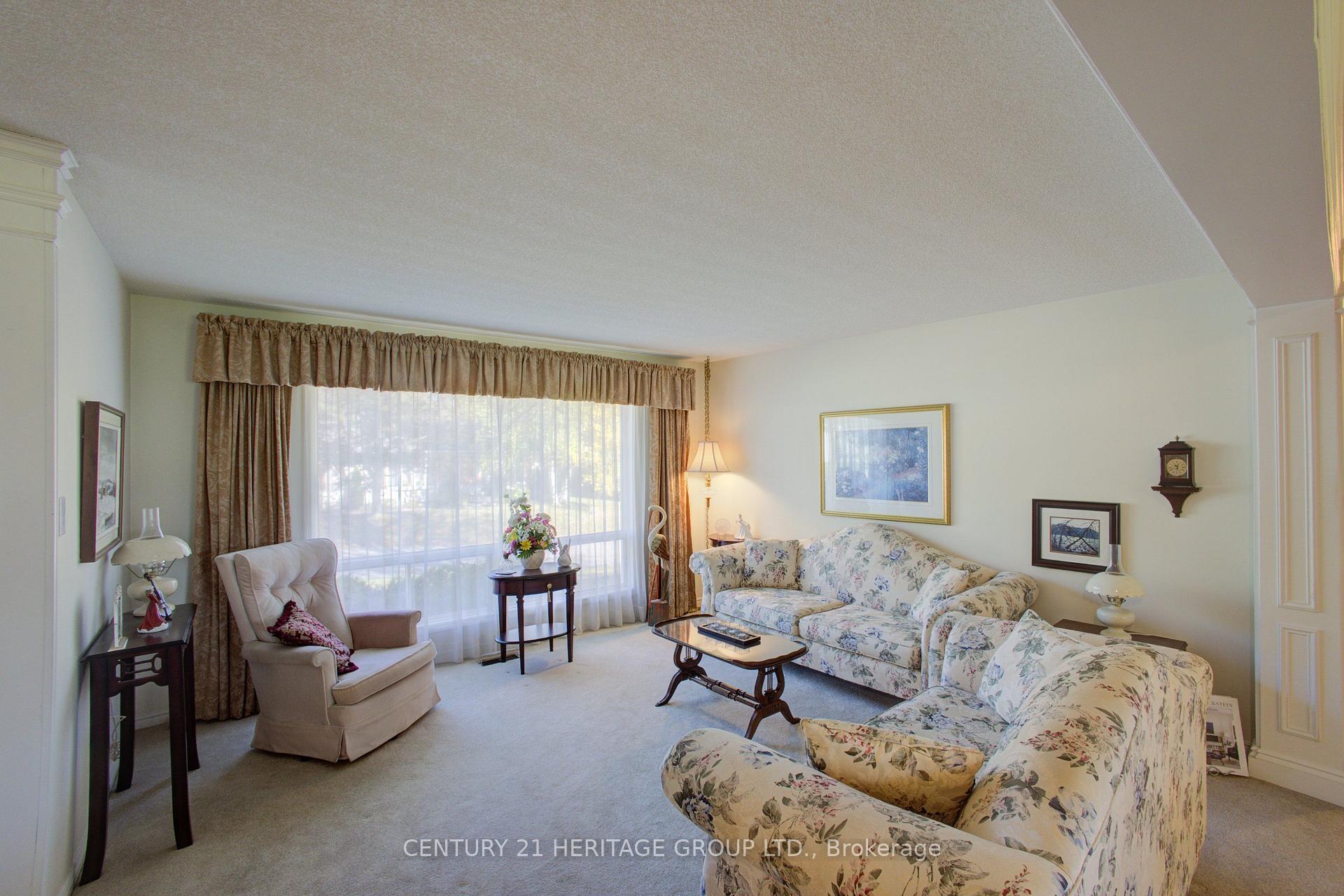 Photo 8 of 60 Tecumseth Pines Drive, New Tecumseth, Rural New Tecumseth — HOMEH