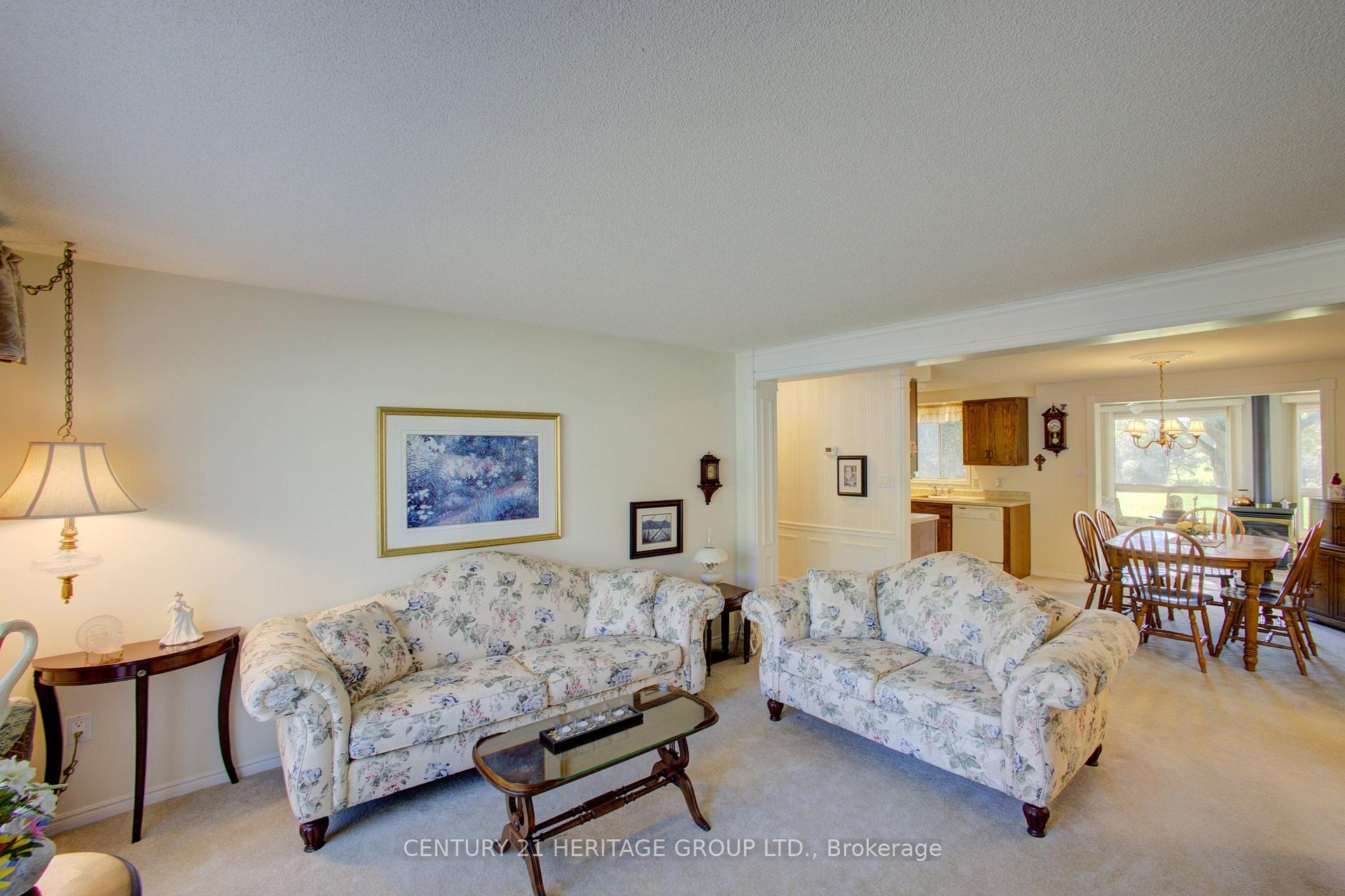 Photo 11 of 60 Tecumseth Pines Drive, New Tecumseth, Rural New Tecumseth — HOMEH