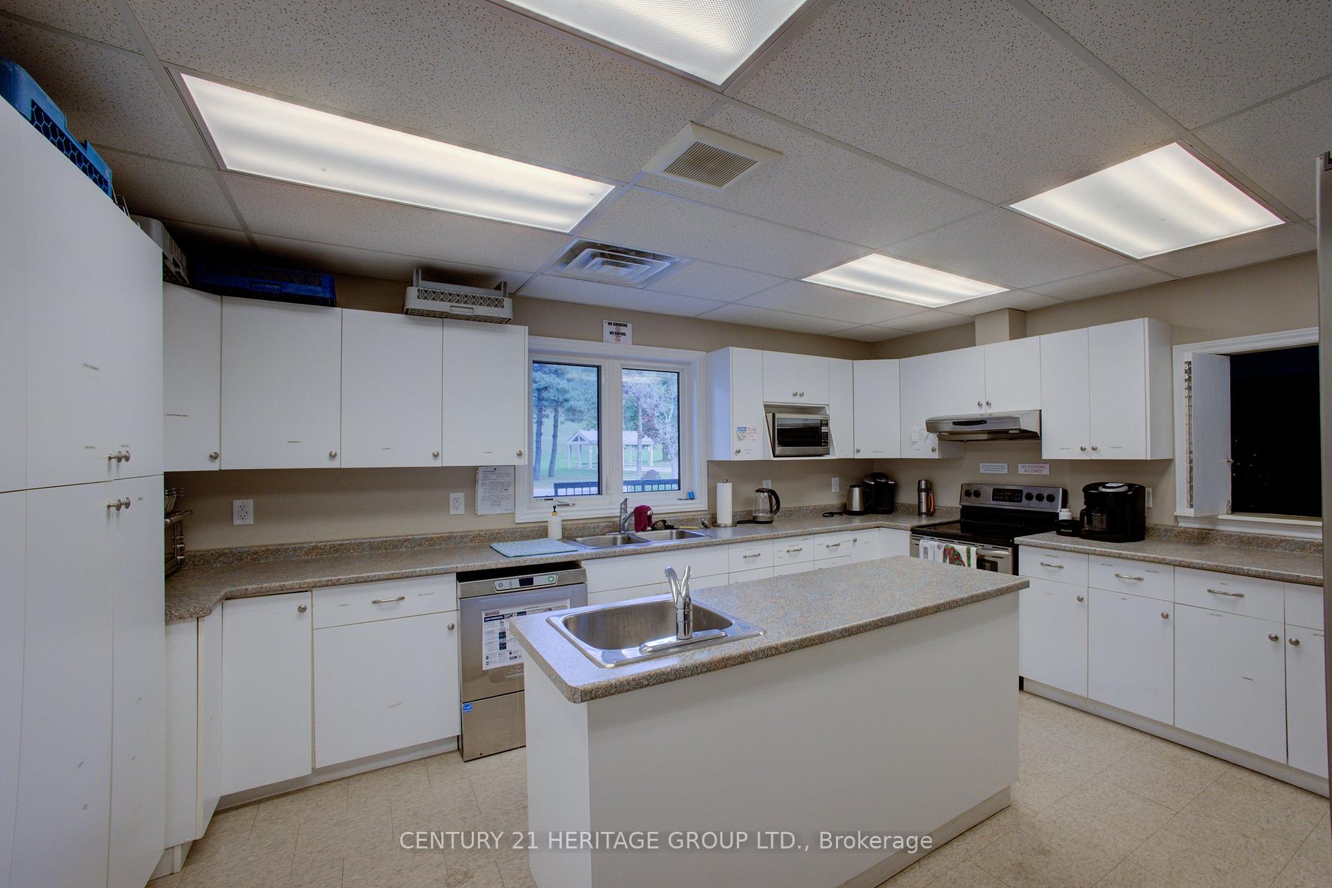 Photo 44 of 60 Tecumseth Pines Drive, New Tecumseth, Rural New Tecumseth — HOMEH