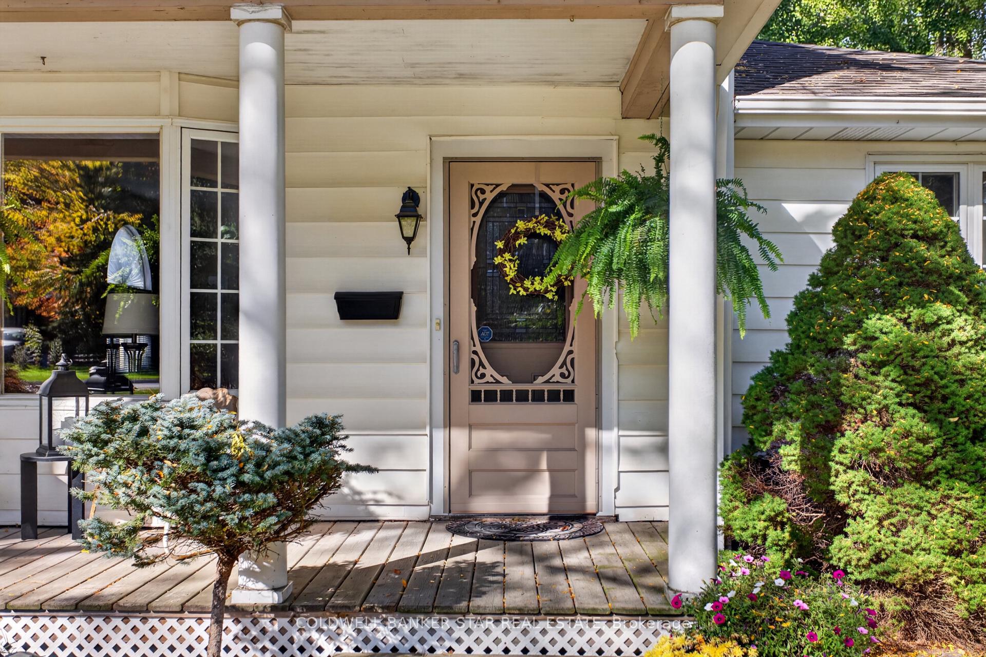 Photo 6 of 137 St George Street, St. Thomas — HOMEH