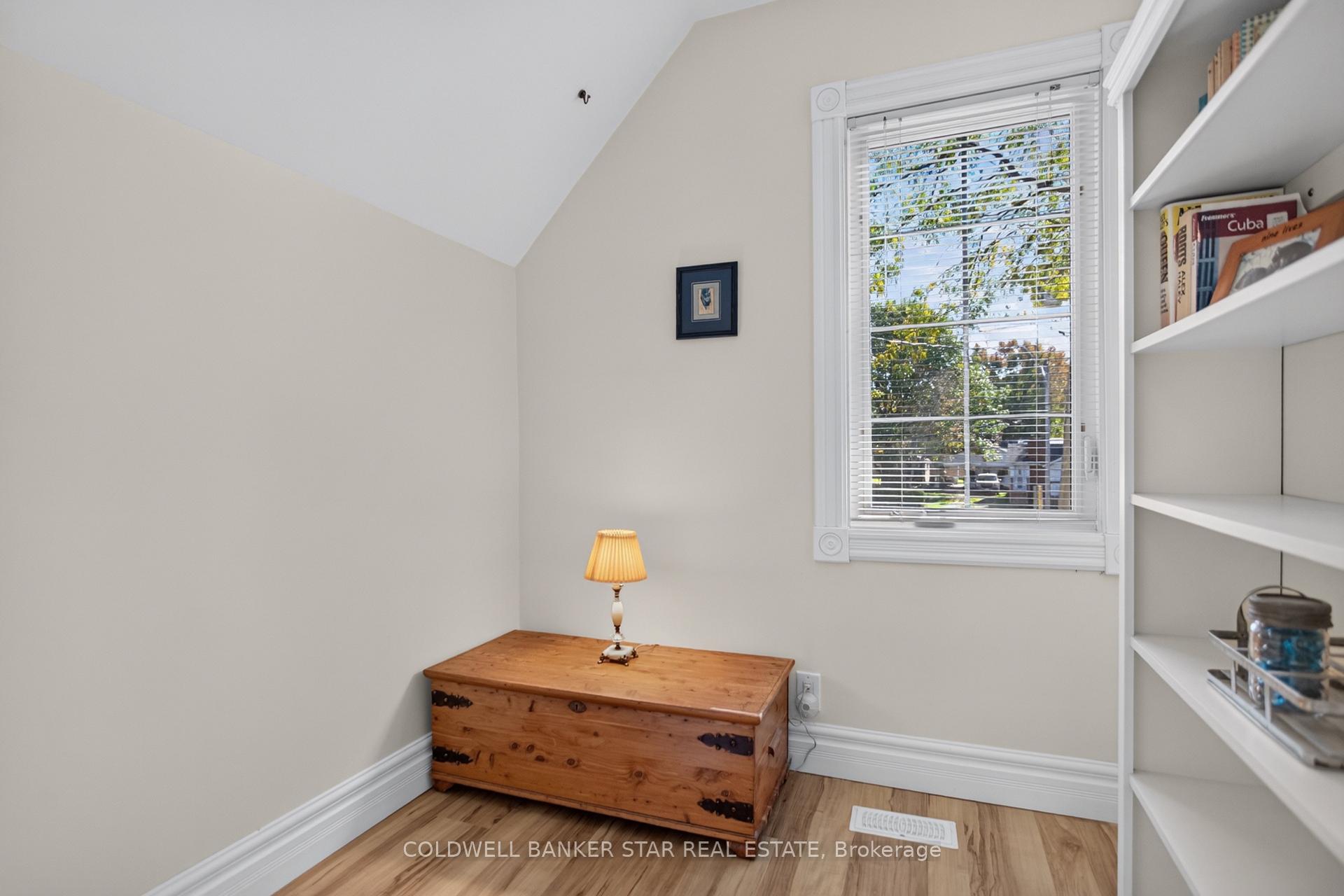 Photo 36 of 137 St George Street, St. Thomas — HOMEH