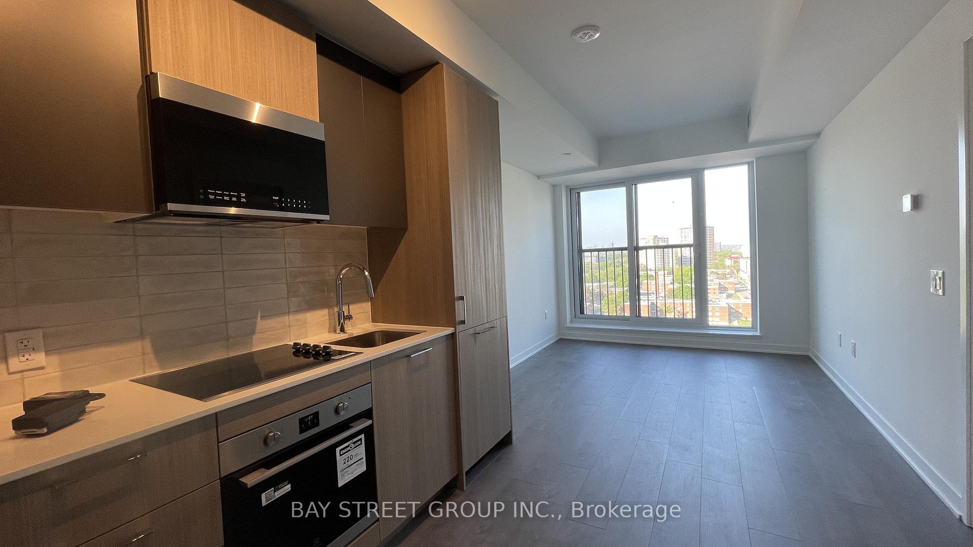 Photo 4 of Unit 1102, 10 Oak Street, Toronto, Regent Park — HOMEH