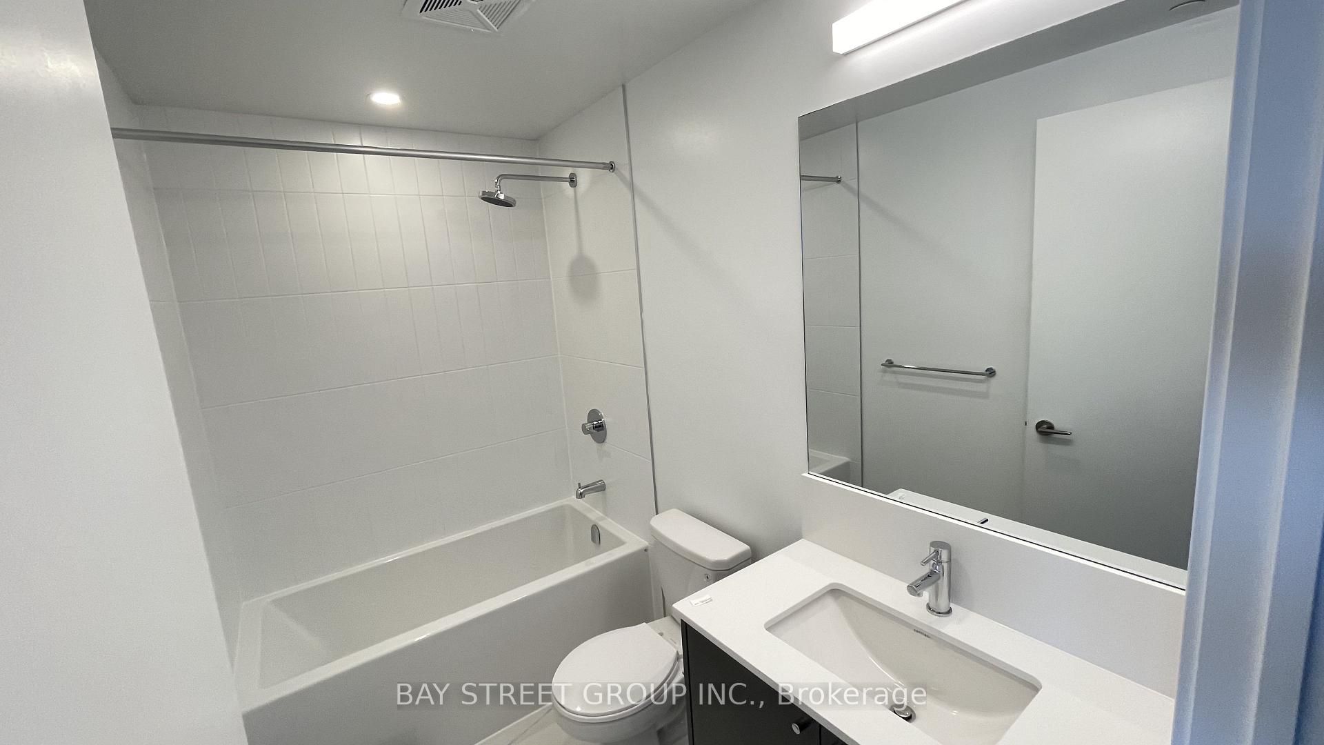 Photo 6 of Unit 1102, 10 Oak Street, Toronto, Regent Park — HOMEH