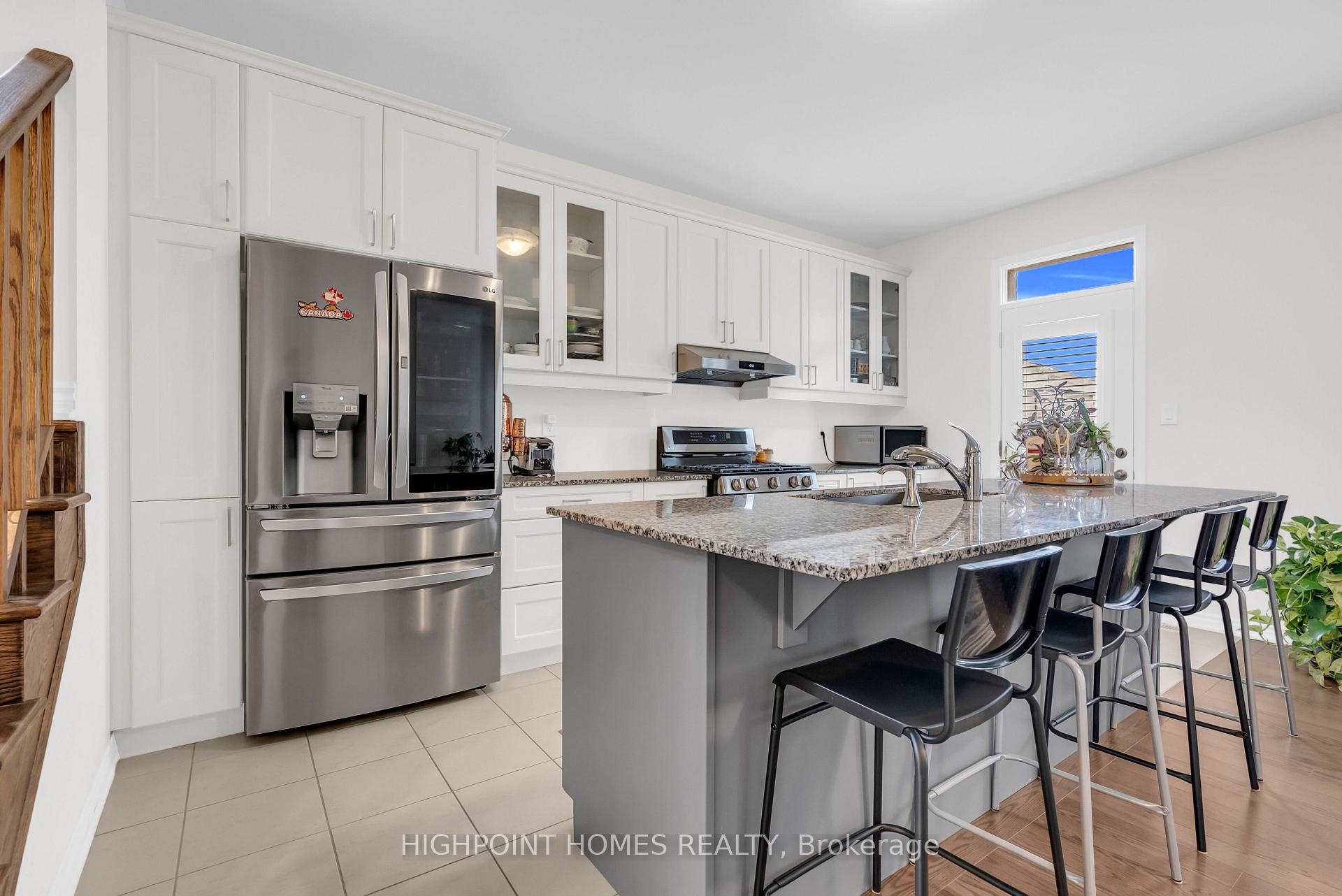 Photo 10 of 3072 Mulberry Lane, Pickering, Rural Pickering — HOMEH