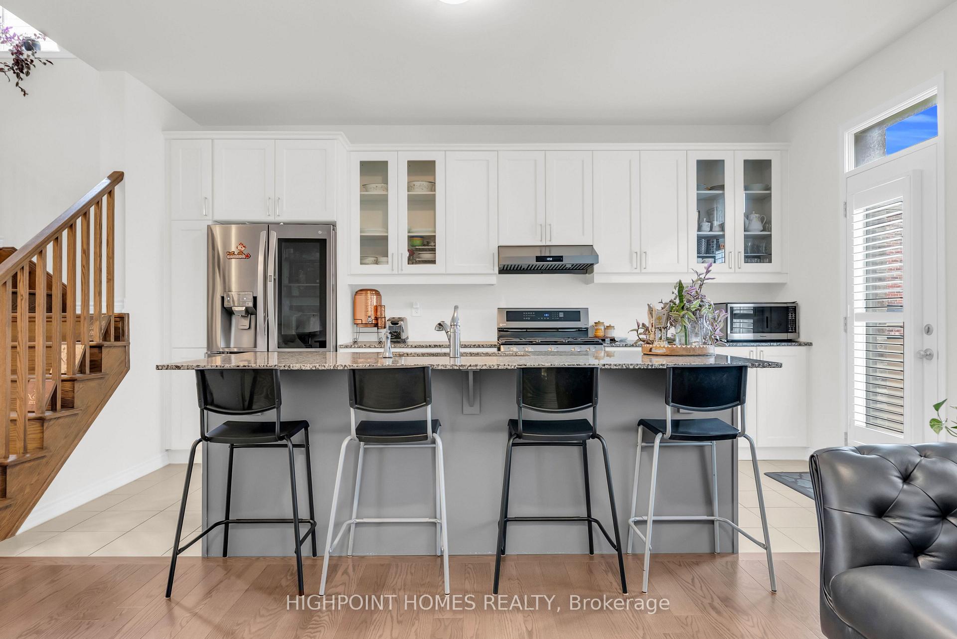 Photo 11 of 3072 Mulberry Lane, Pickering, Rural Pickering — HOMEH